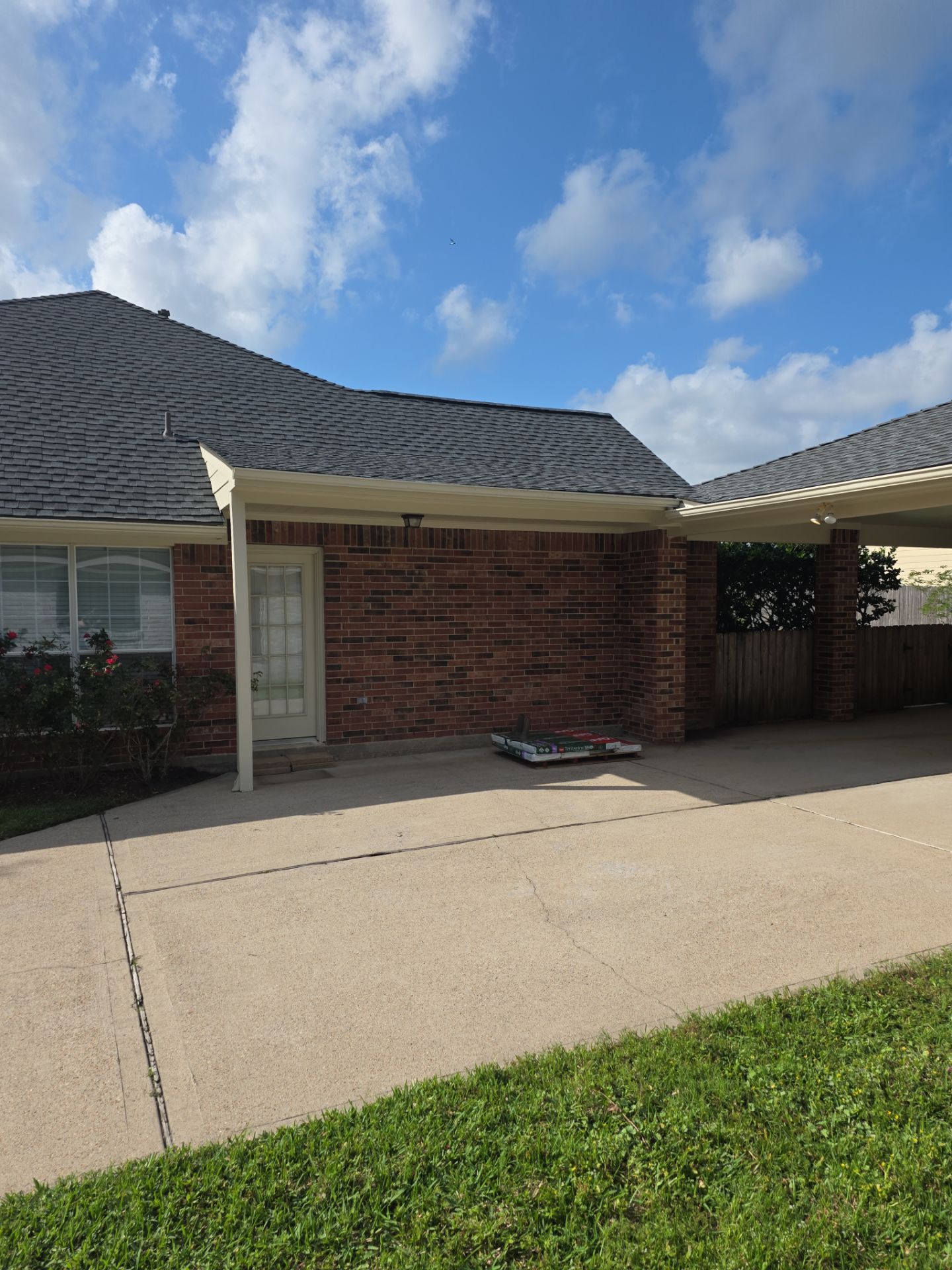 GAF UHDZ - Pewter Gray by Elite Roofing LLC