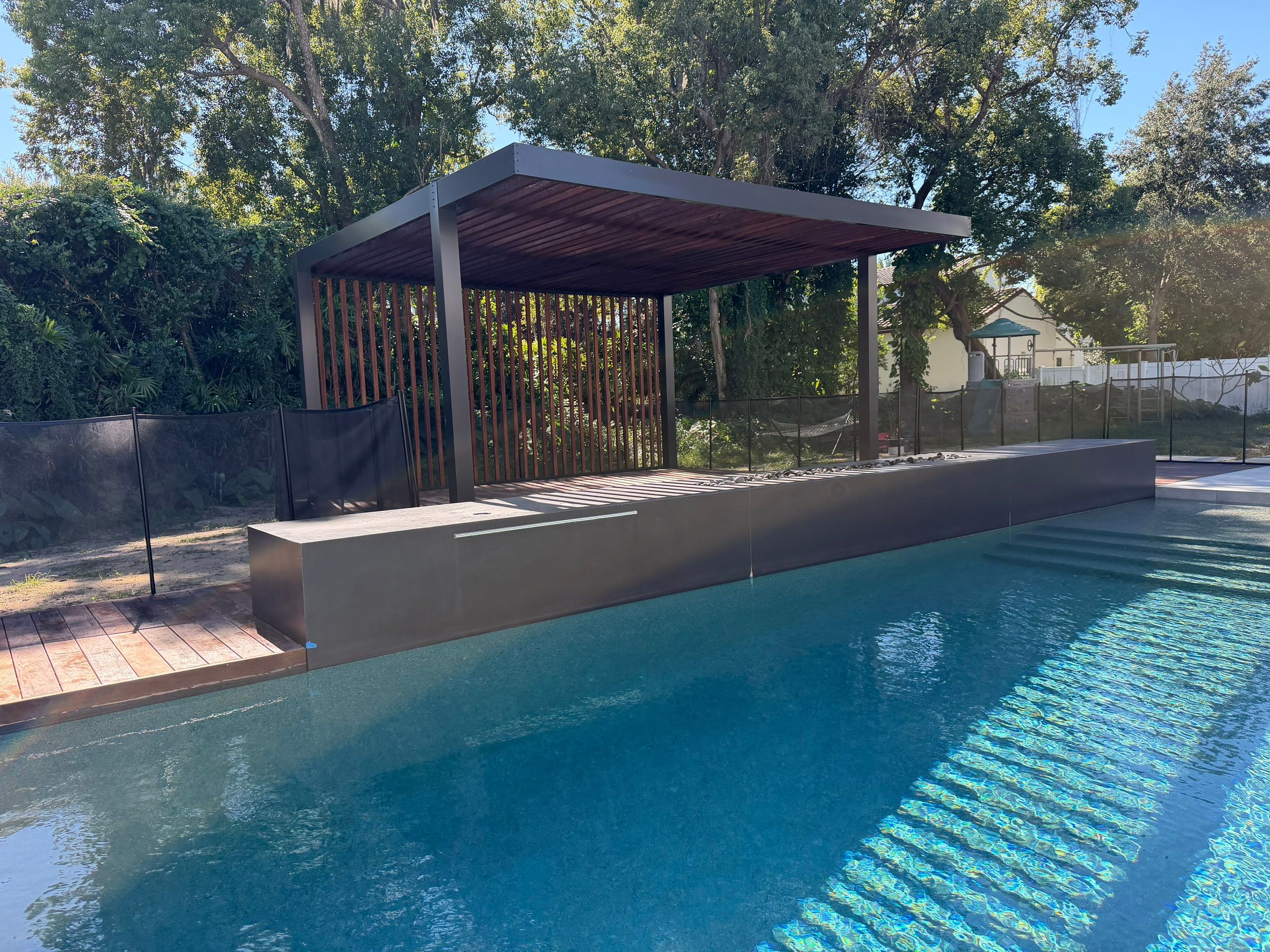 Architectural Masterpiece: Aluminum Frame with Exotic Wood Details by Orlando pergolas 