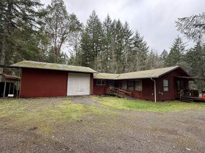 Residential Roof Cleaning Estimate in Gig Harbor, WA