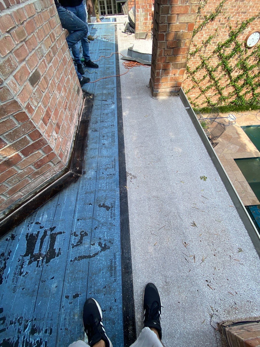 Balcony by Houston Roofing & Construction