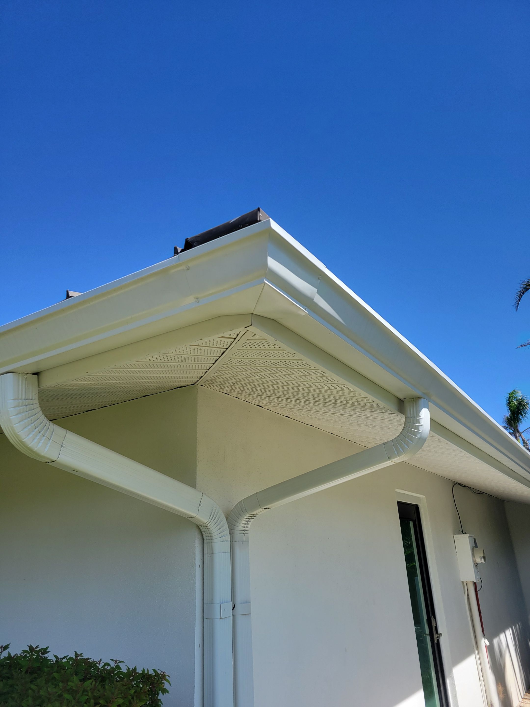 Gutter Guard Installation in Sarasota FL by Gutter Professors