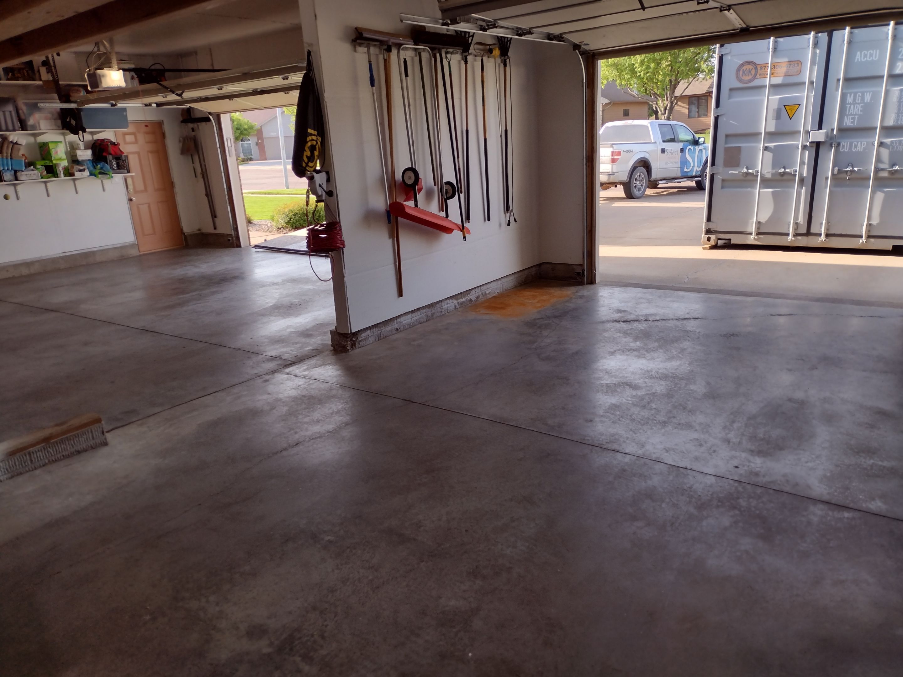 Garage using Domino  by Select Painting, Coatings & Garage Cabinets