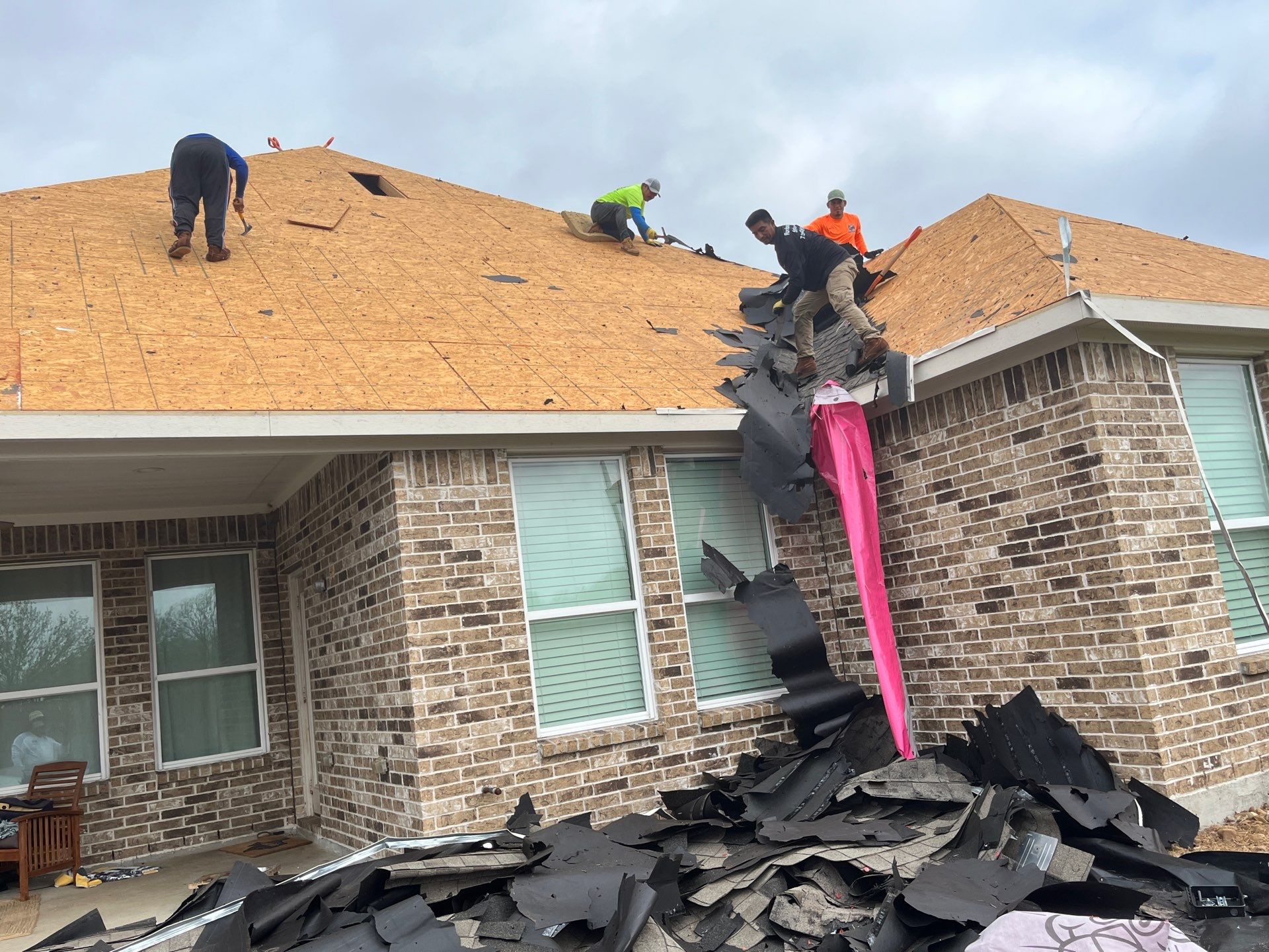 Hail Damage using Owen's Corning Duration (Lifetime) Shingles by Roof Repair Company