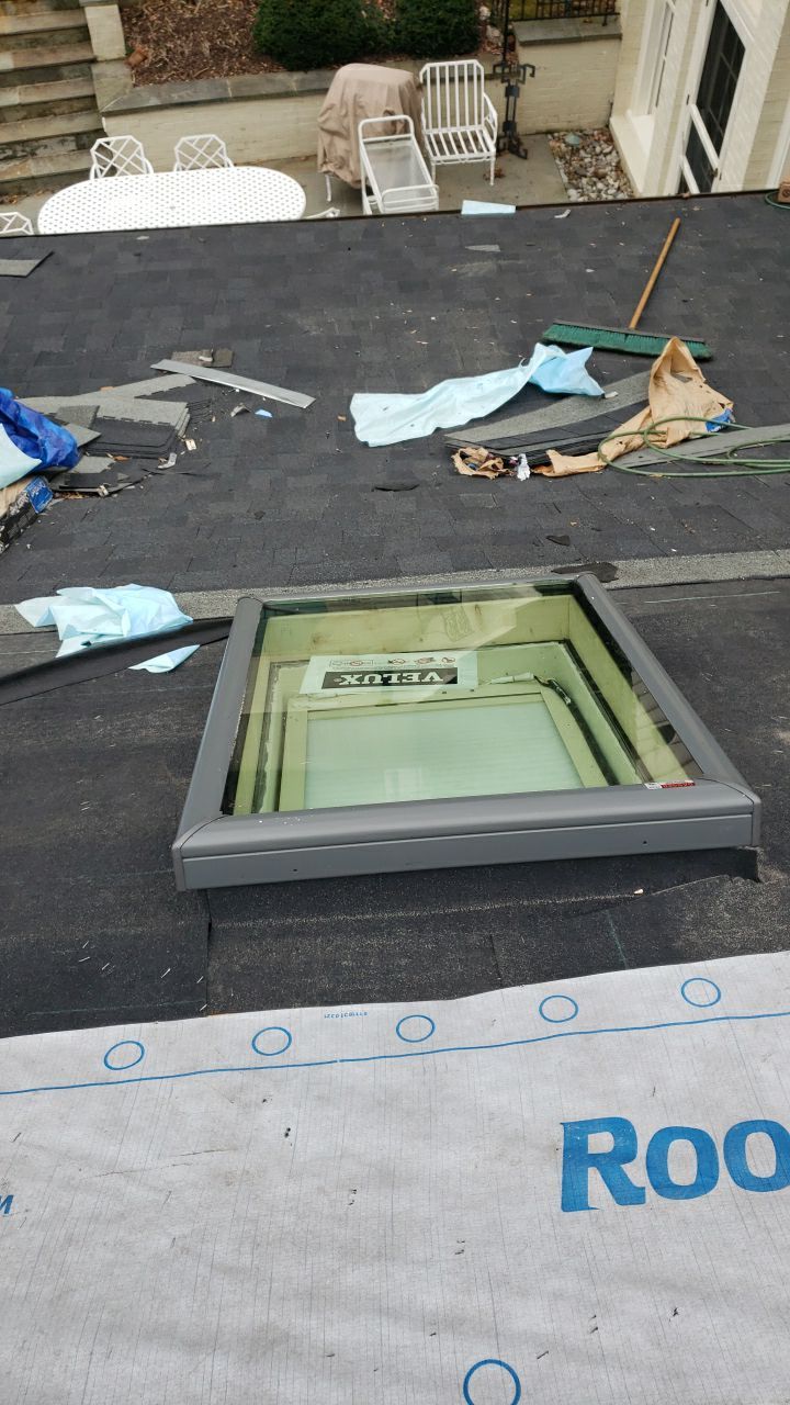 McLean: Certainteed Landmark Pro Designer Shingles in Max Def Charcoal Black by RM Banning, Inc.