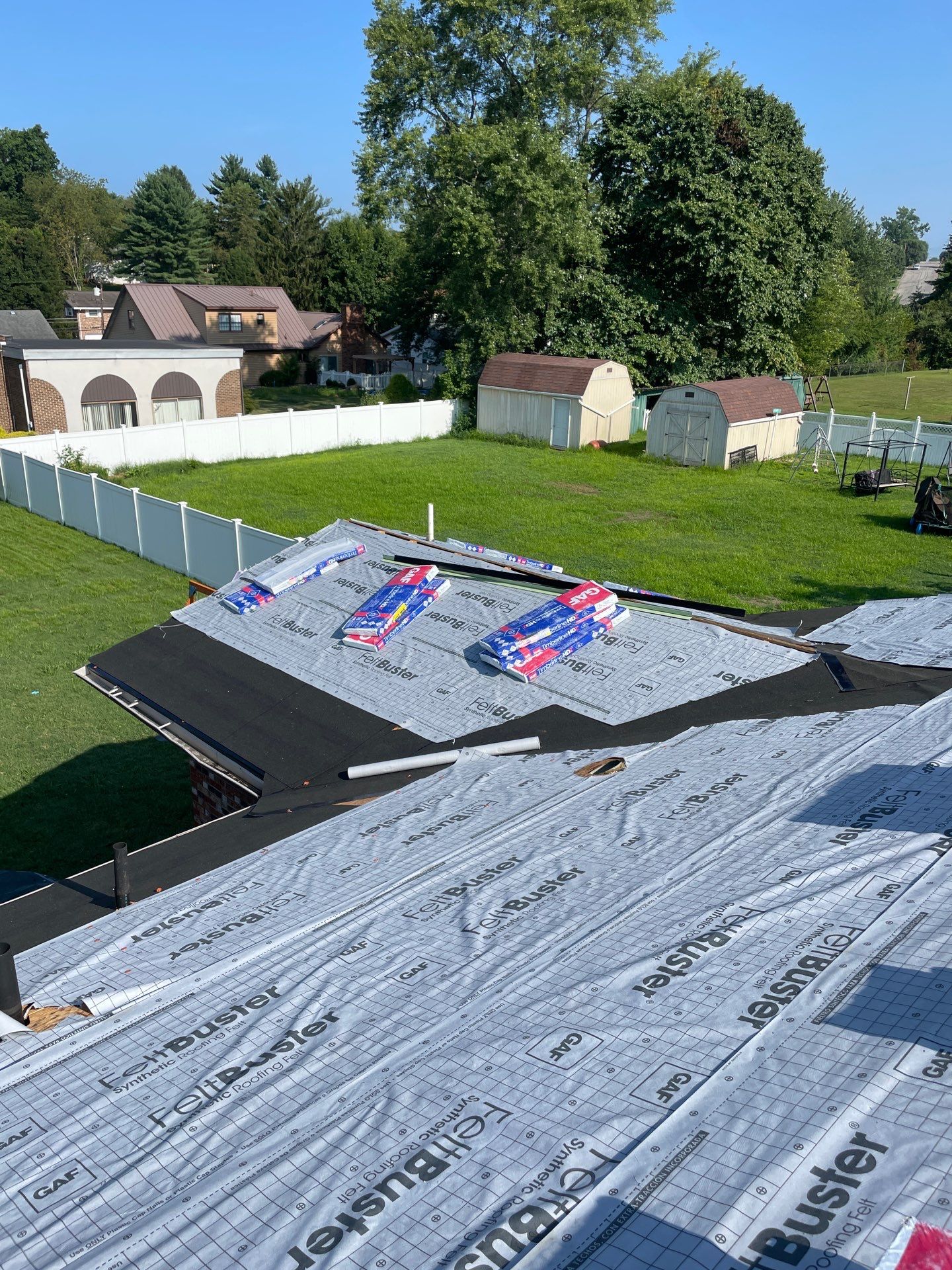 Residential Roofing Installation using GAF Timberline HDZ Charcoal by Rainstoppers Roofing
