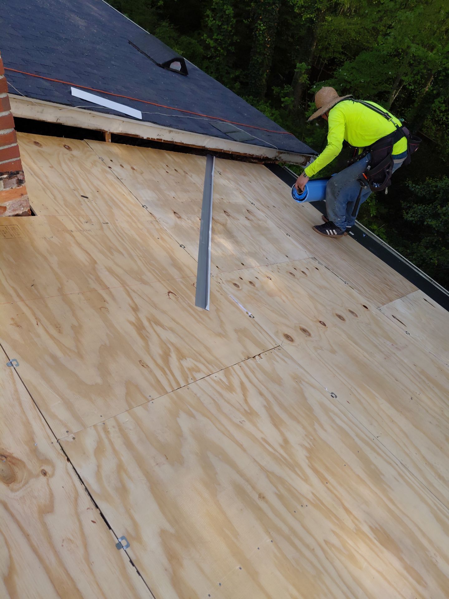 Annandale: Residential Roof Replacement with CertainTeed Landmark in Moire Black by RM Banning, Inc.