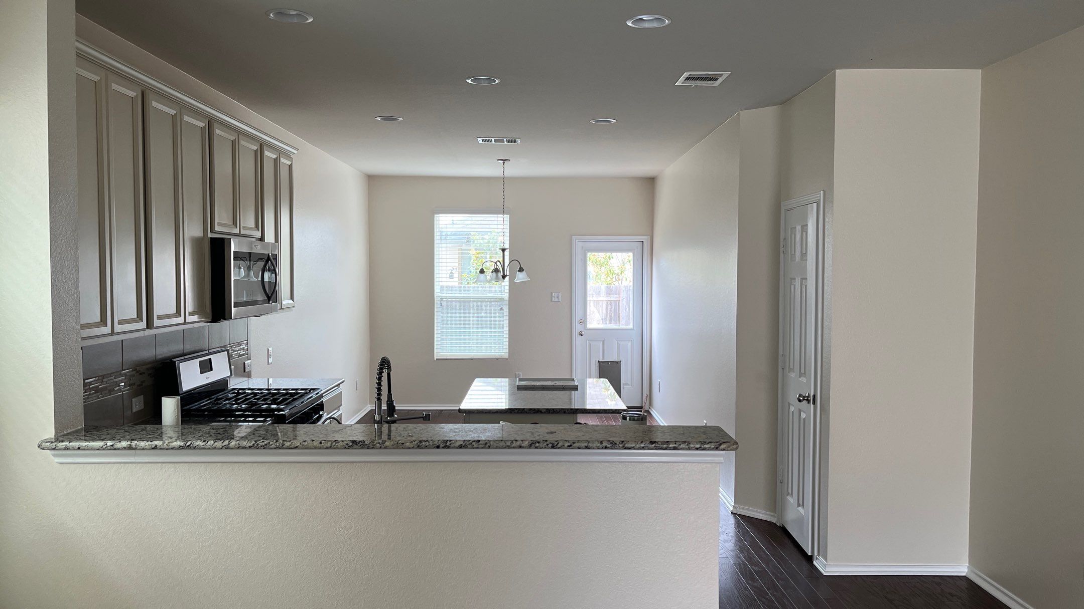 New Beginnings: Infusing Life and Color into Your Home's Interior with Fresh Paint by 360 Painting Central Texas 