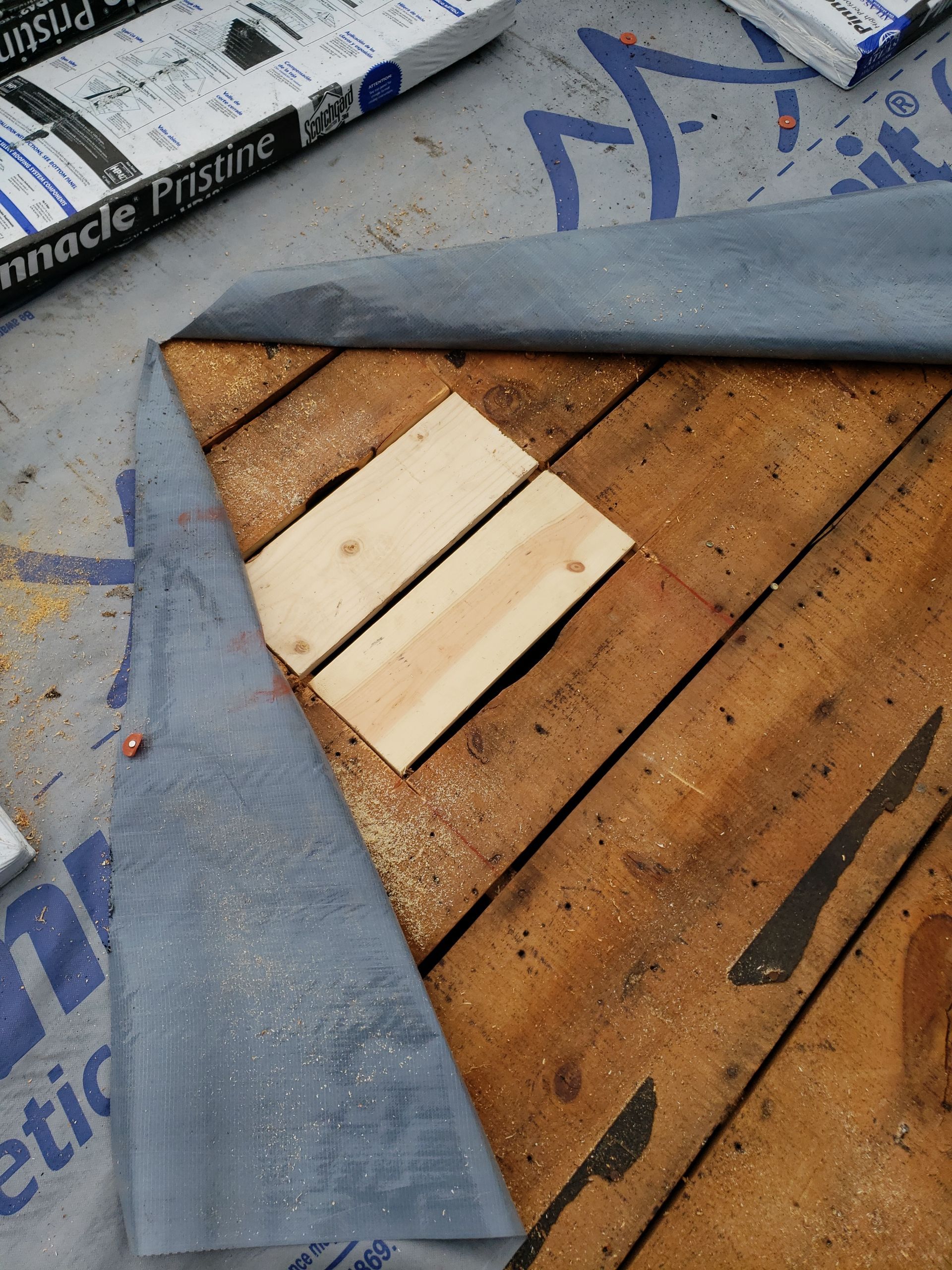 ATLAS PINNACLE COLOR: PRISTINE BLACK DRIP EDGE: WHITE by Eagle Eye Roofing