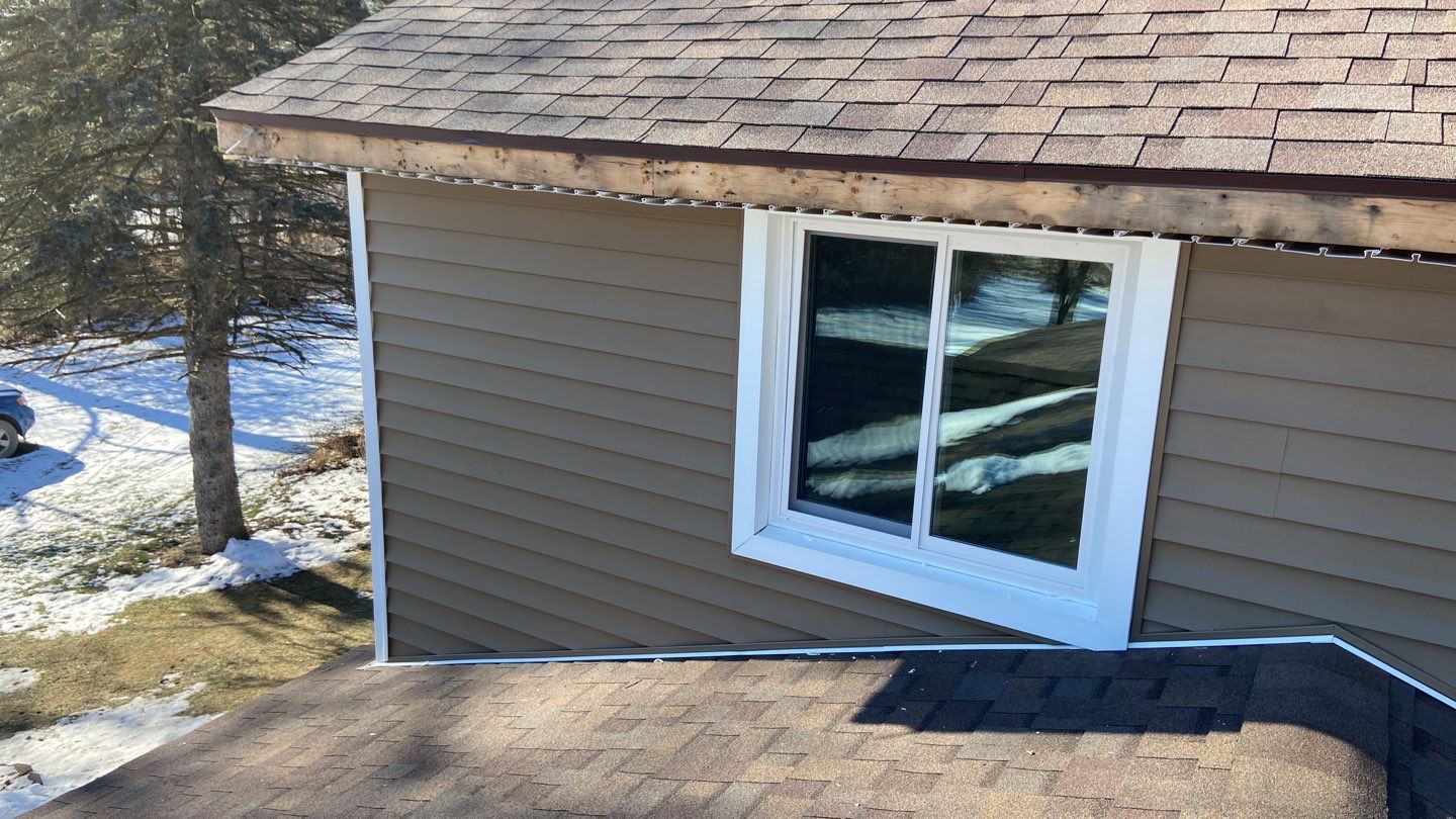 Siding Replacement using CertainTeed Monogram D5 Clapboard by 180 Contractors