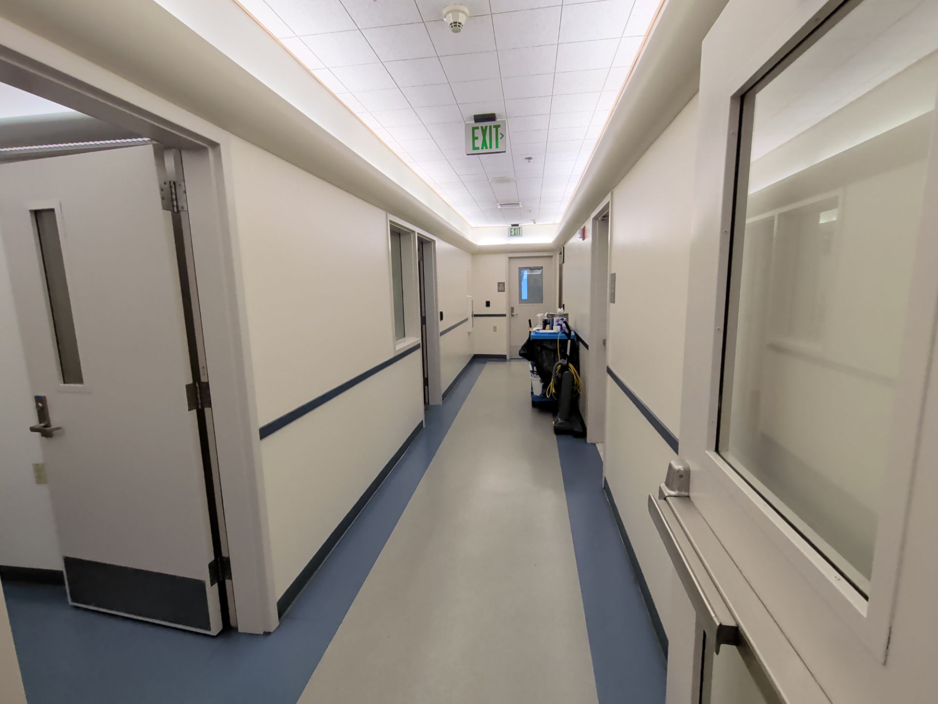 Fairbanks Police Department Repaint by Midnight Sun Painting