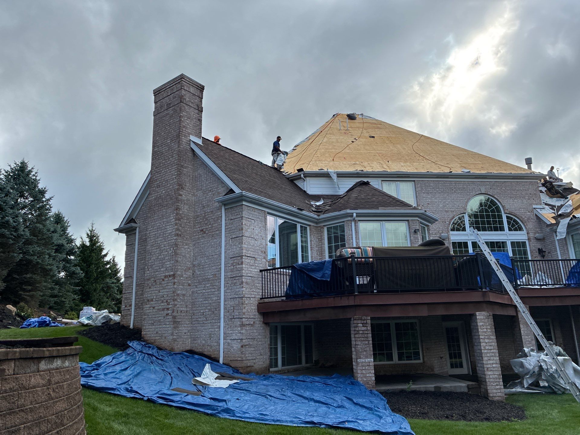 Complete GAF Timberline HDZ Roof Replacement for Coraopolis Residence by Cousins Roofing Siding & Decks