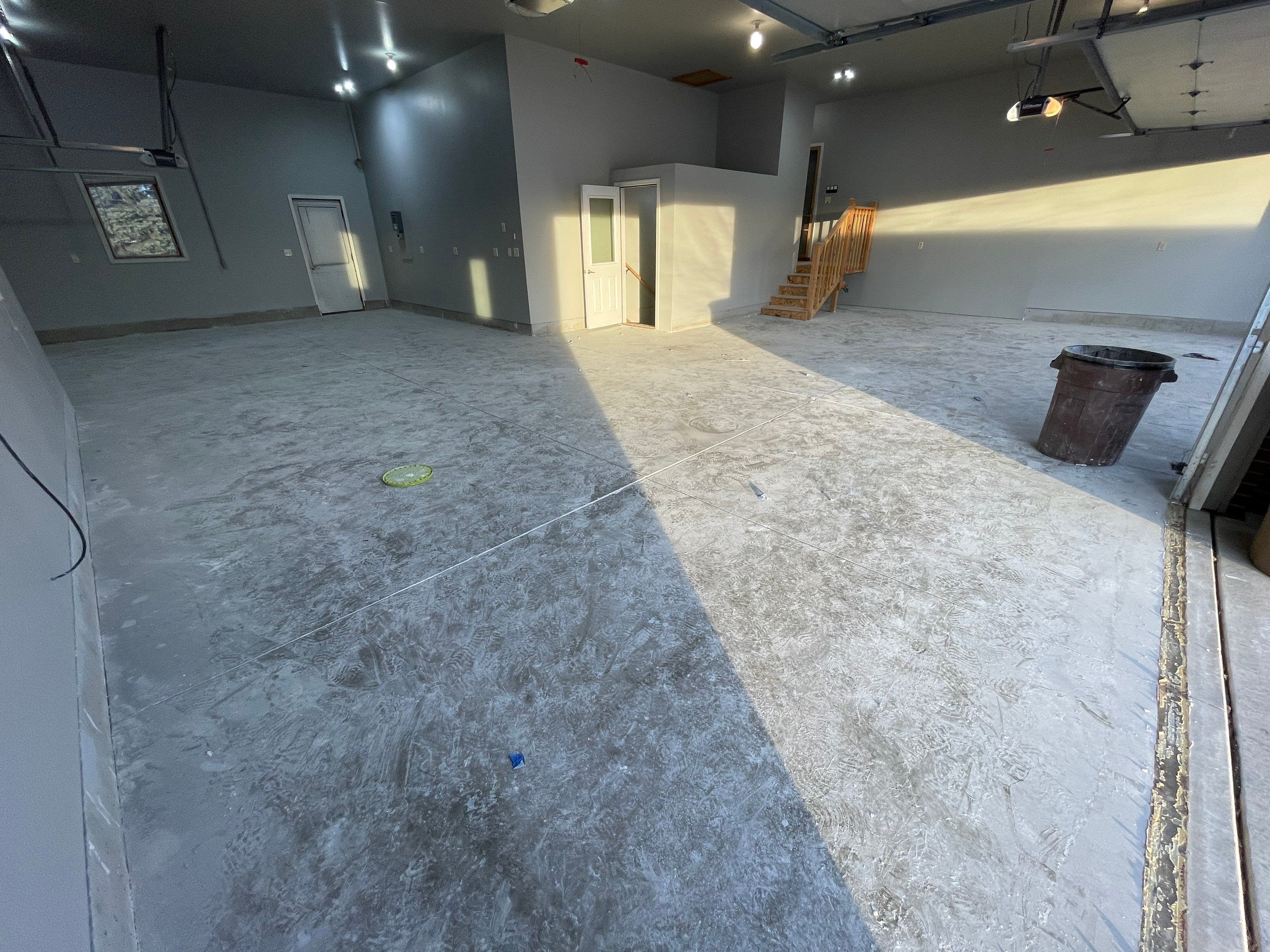 Garage using Domino  by Select Painting, Coatings & Garage Cabinets