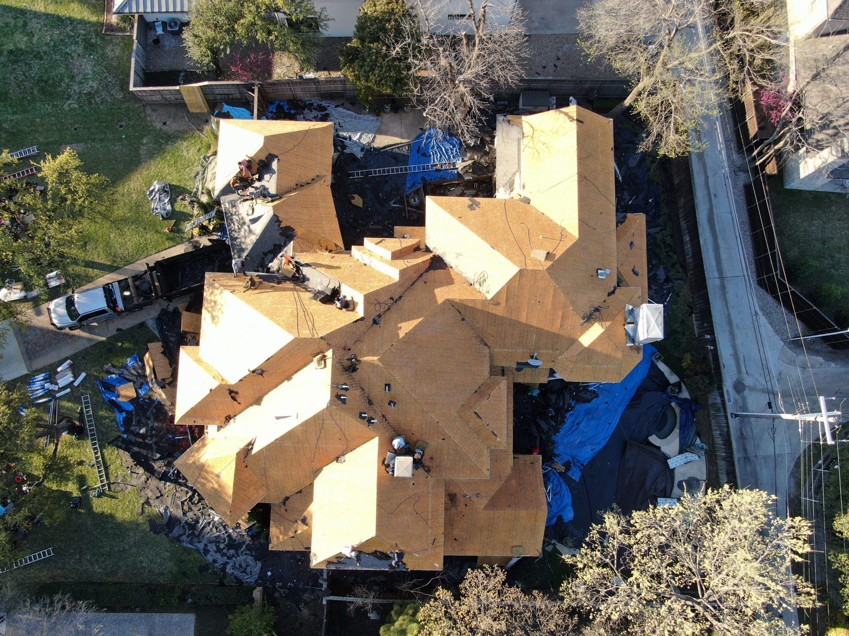 Project in Dallas by Armor Roofing | Exteriors