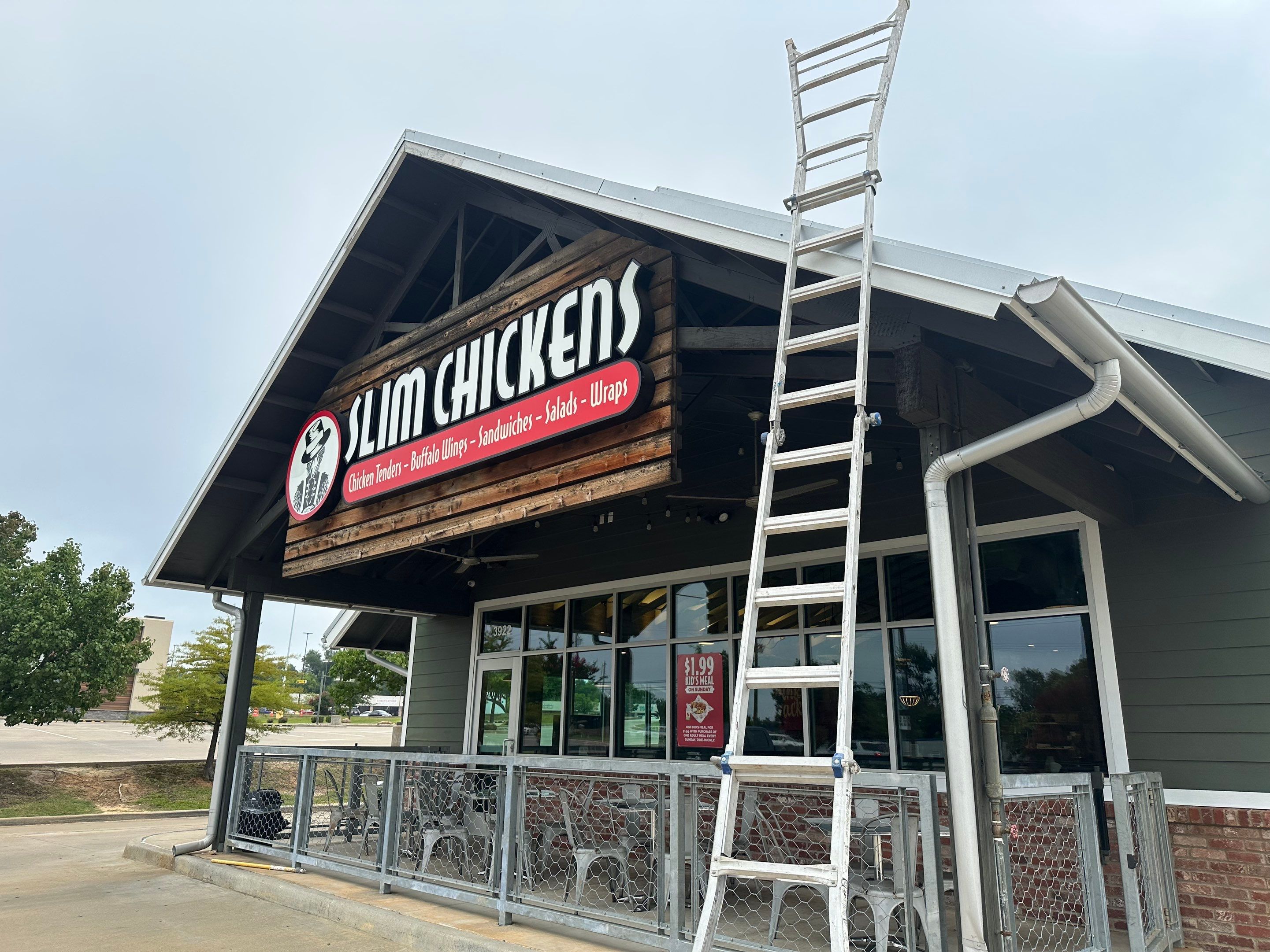Refreshing Slim Chickens in Tyler, Texas by Quality Coats Painting
