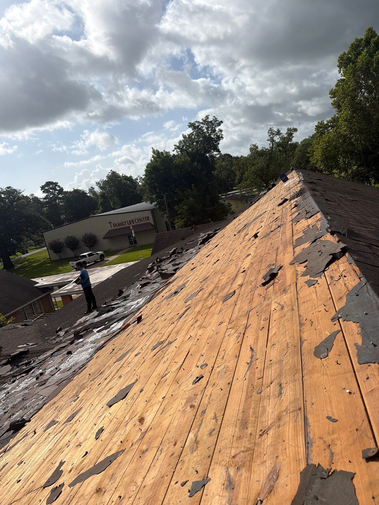 Roof Replacement in Sweeny TX by Roof Repair Company