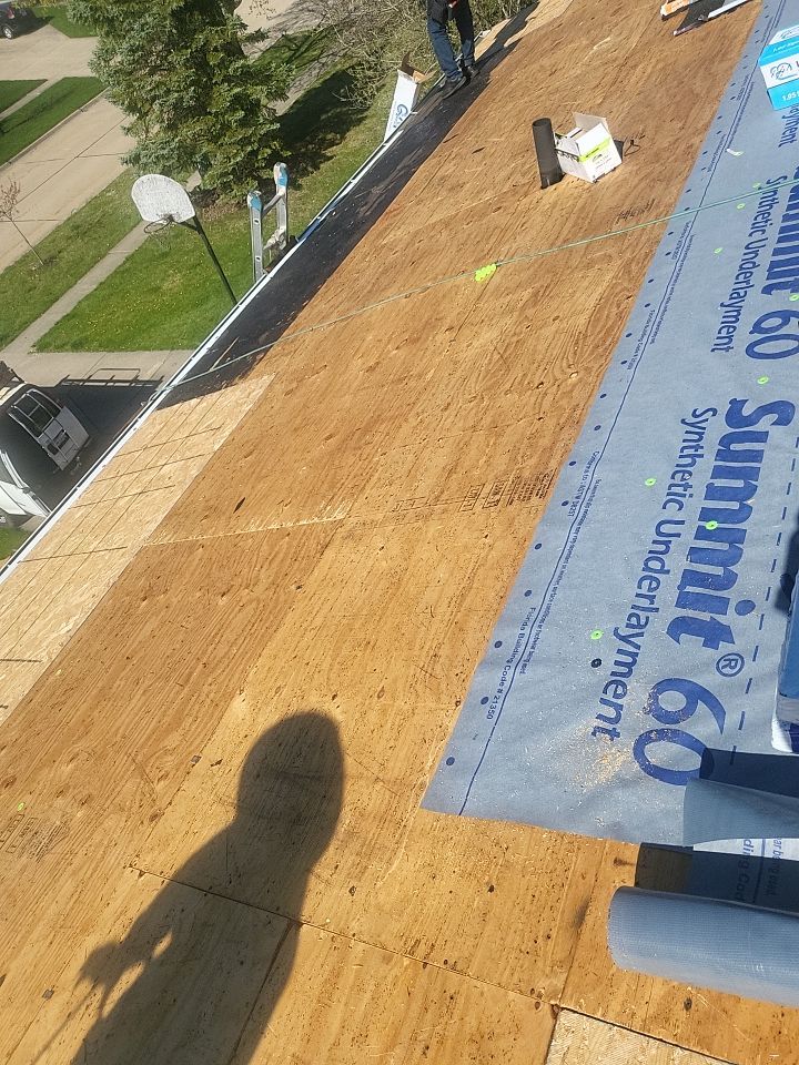 ATLAS PINNACLE COLOR: BLACK SHADOW DRIP EDGE: WHITE by Eagle Eye Roofing