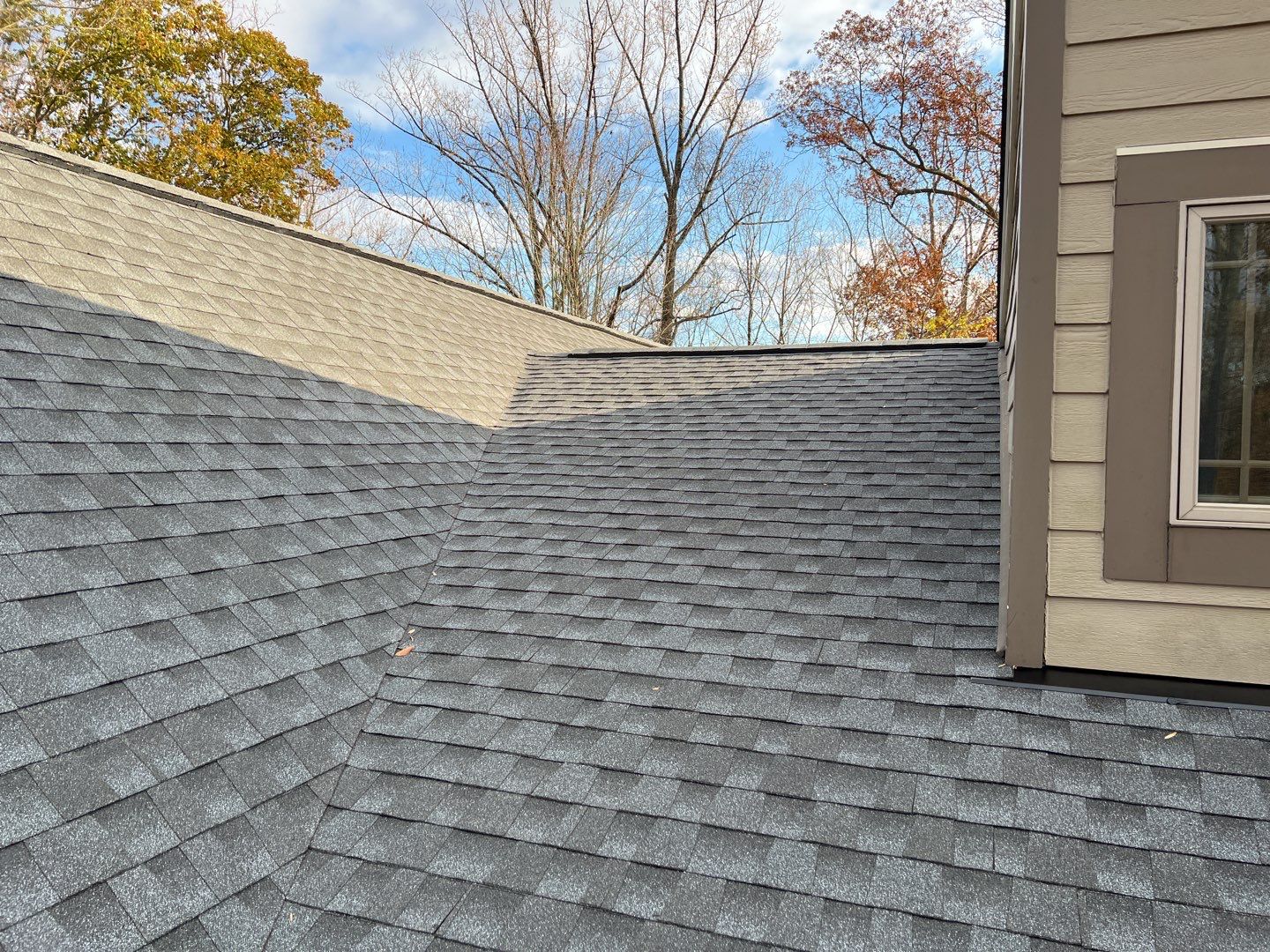 Solar Roof using GAF Decotech integrated panels by American Home Contractors
