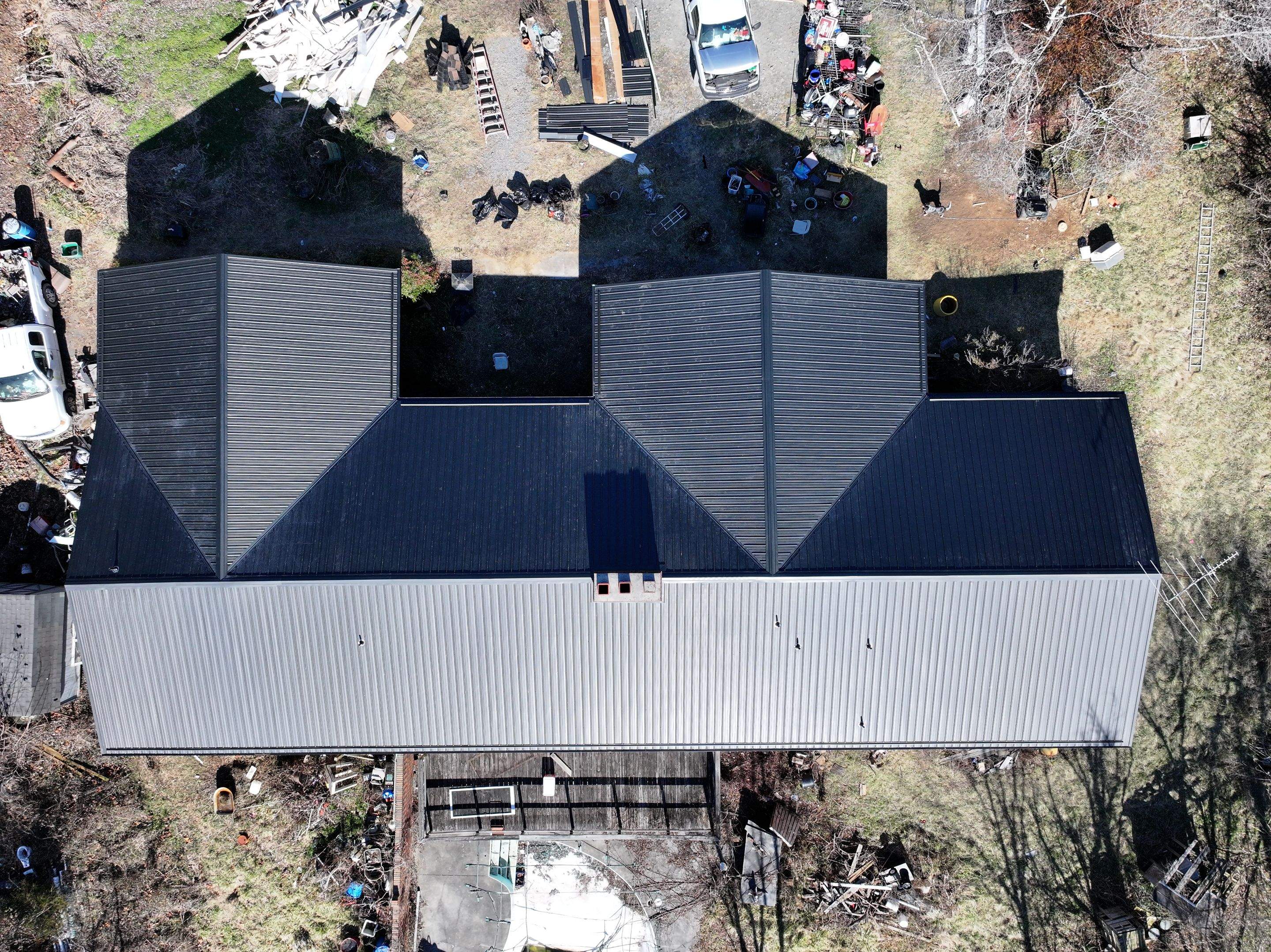 McAmis Residence by Omnia Roofing