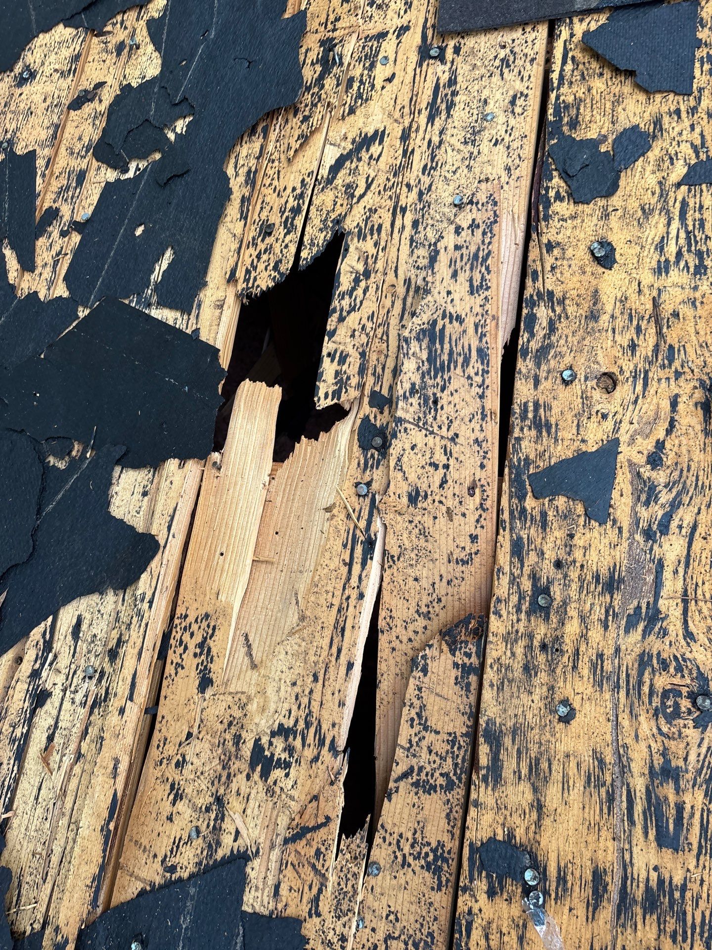 Roof Replacement Houston by Roof Repair Company