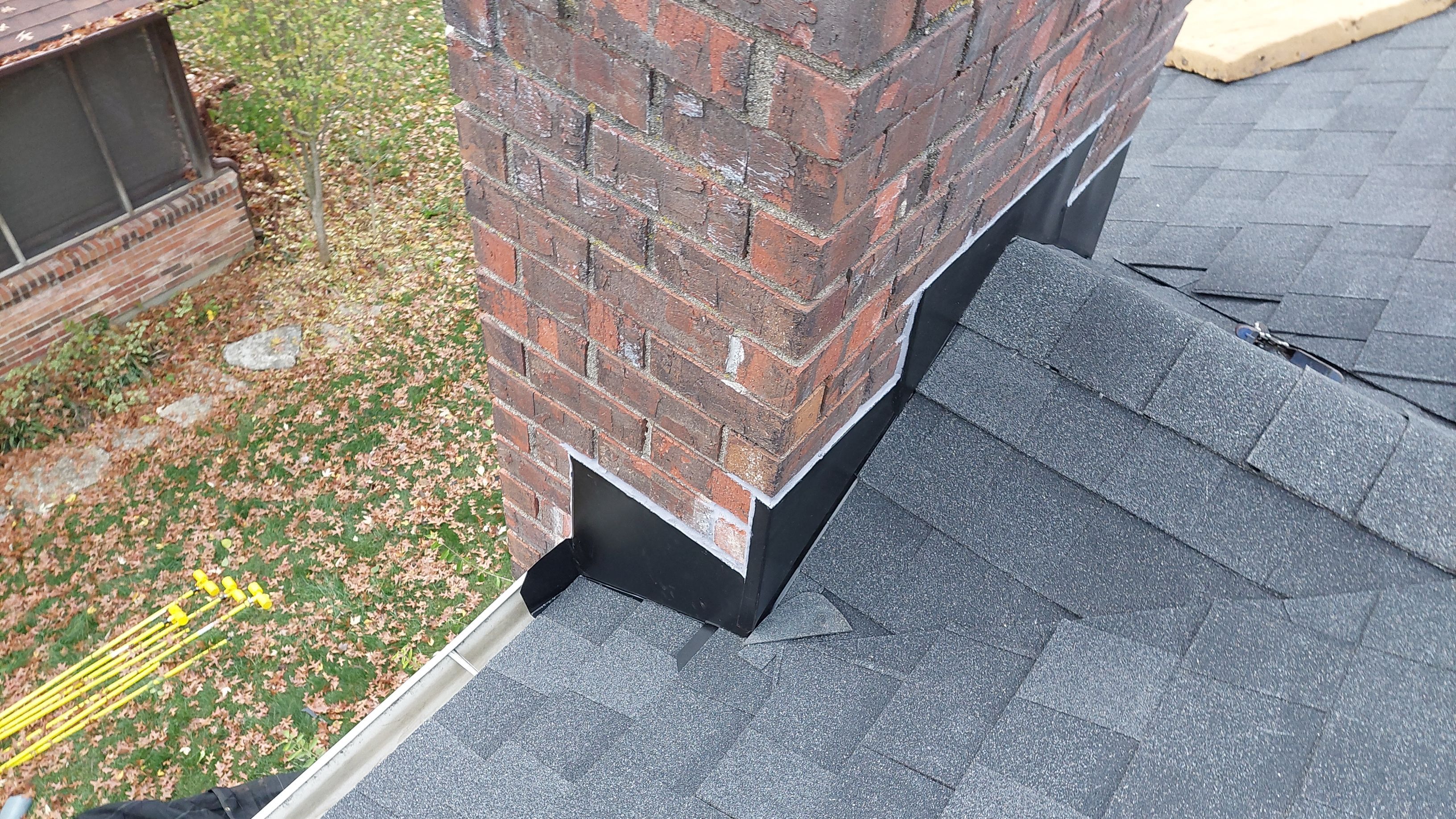 Liberty Township - Pristine Black by Tamlin Roofing