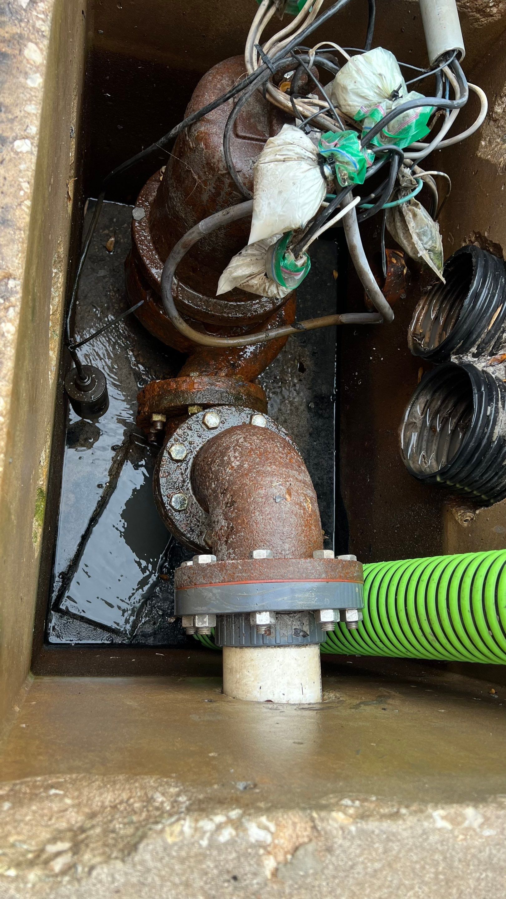 Condo Storm Water System Maintenance by APS Power & Water
