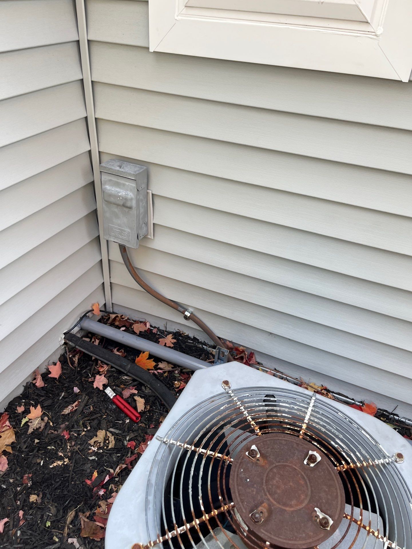 Siding Replacement using Alside Odyssey D4" by 180 Contractors
