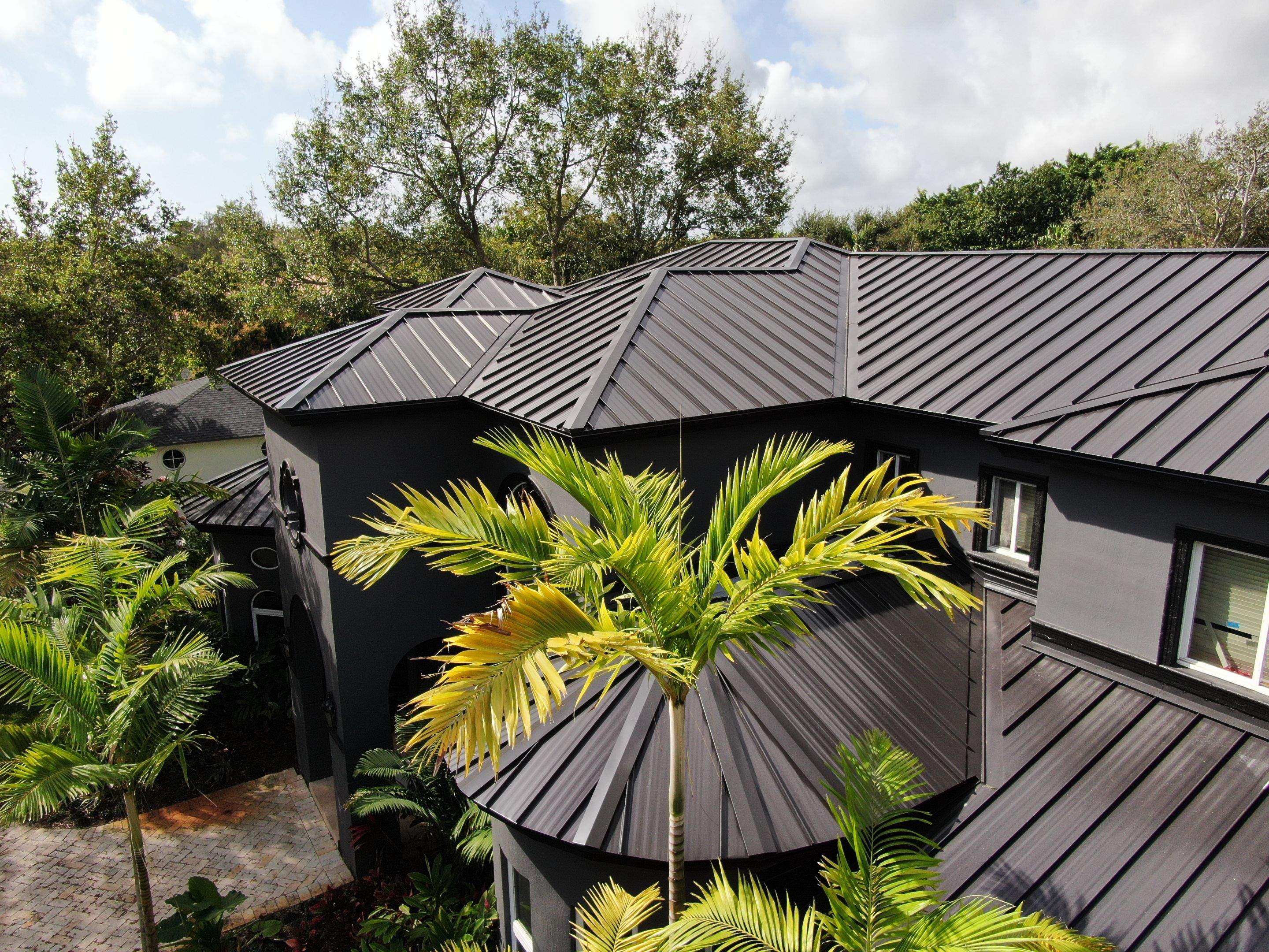 Metal Roof - Galvalume - Matte Black by Istueta Roofing