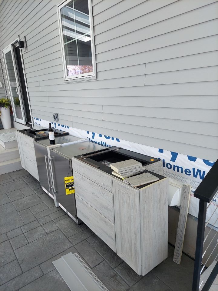Outdoor Living - Addition by Ivy Lea Construction