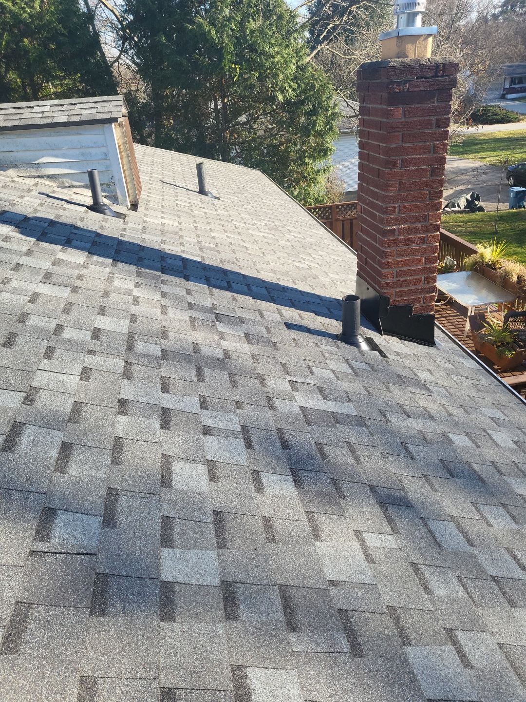 ATLAS PINNACLE COLOR: COASTAL GRANITE DRIP EDGE: TUXEDO GRAY by Eagle Eye Roofing