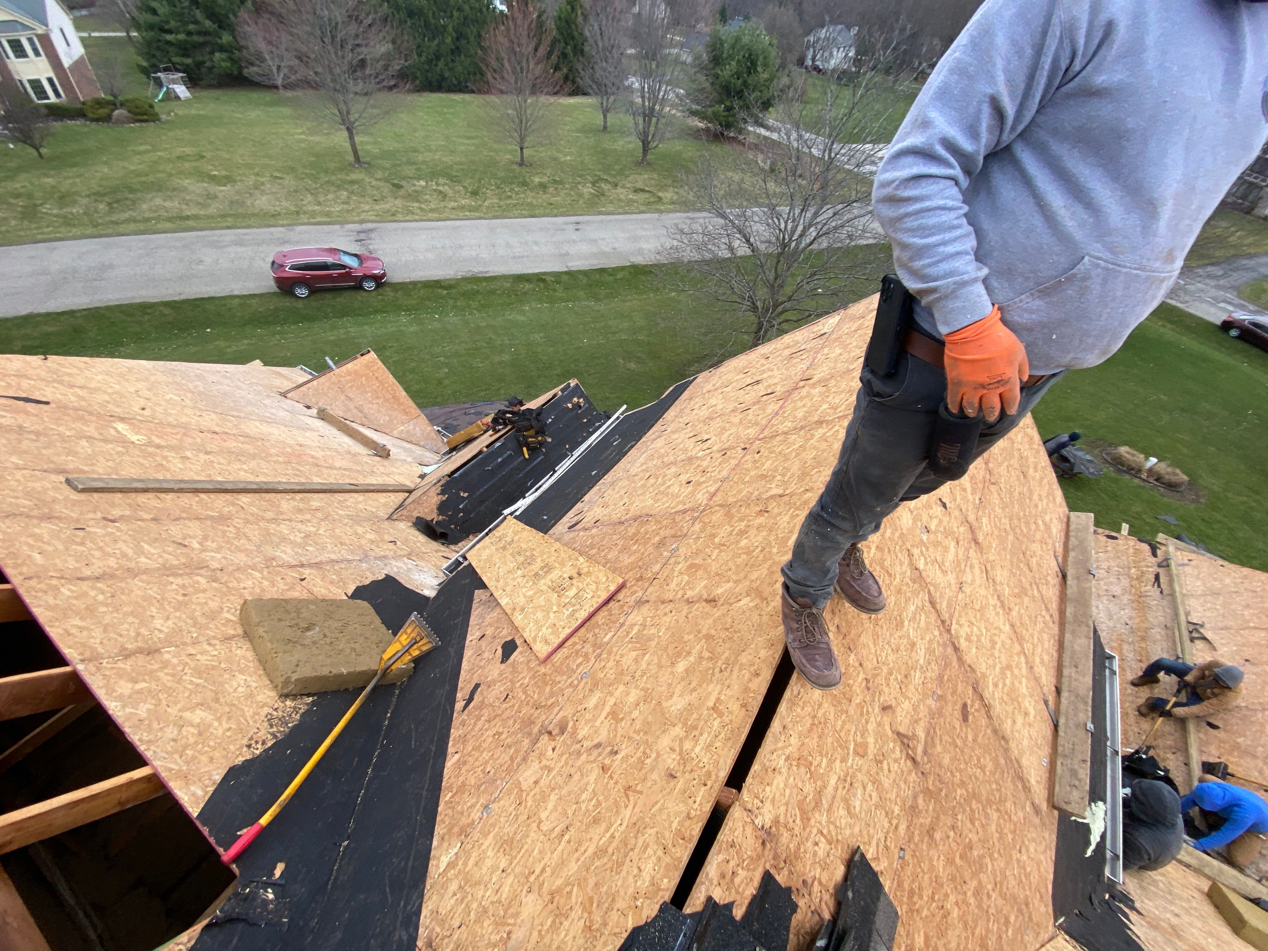 Roof Replacement using CertainTeed Landmark by 180 Contractors
