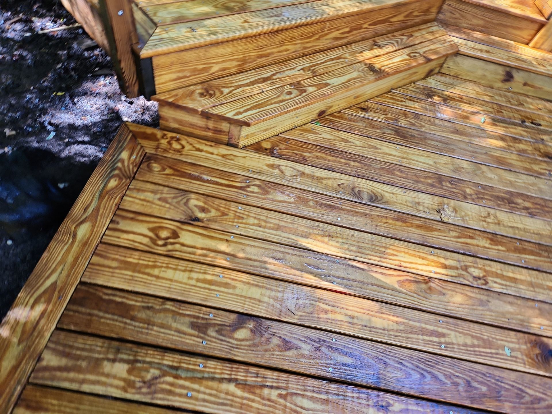 Deck using Wood Sealant by DuraSeal