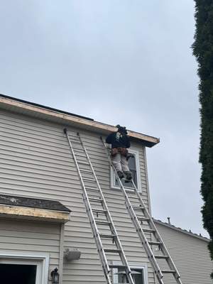 Why Seneca Gutters Clog and Ice Up