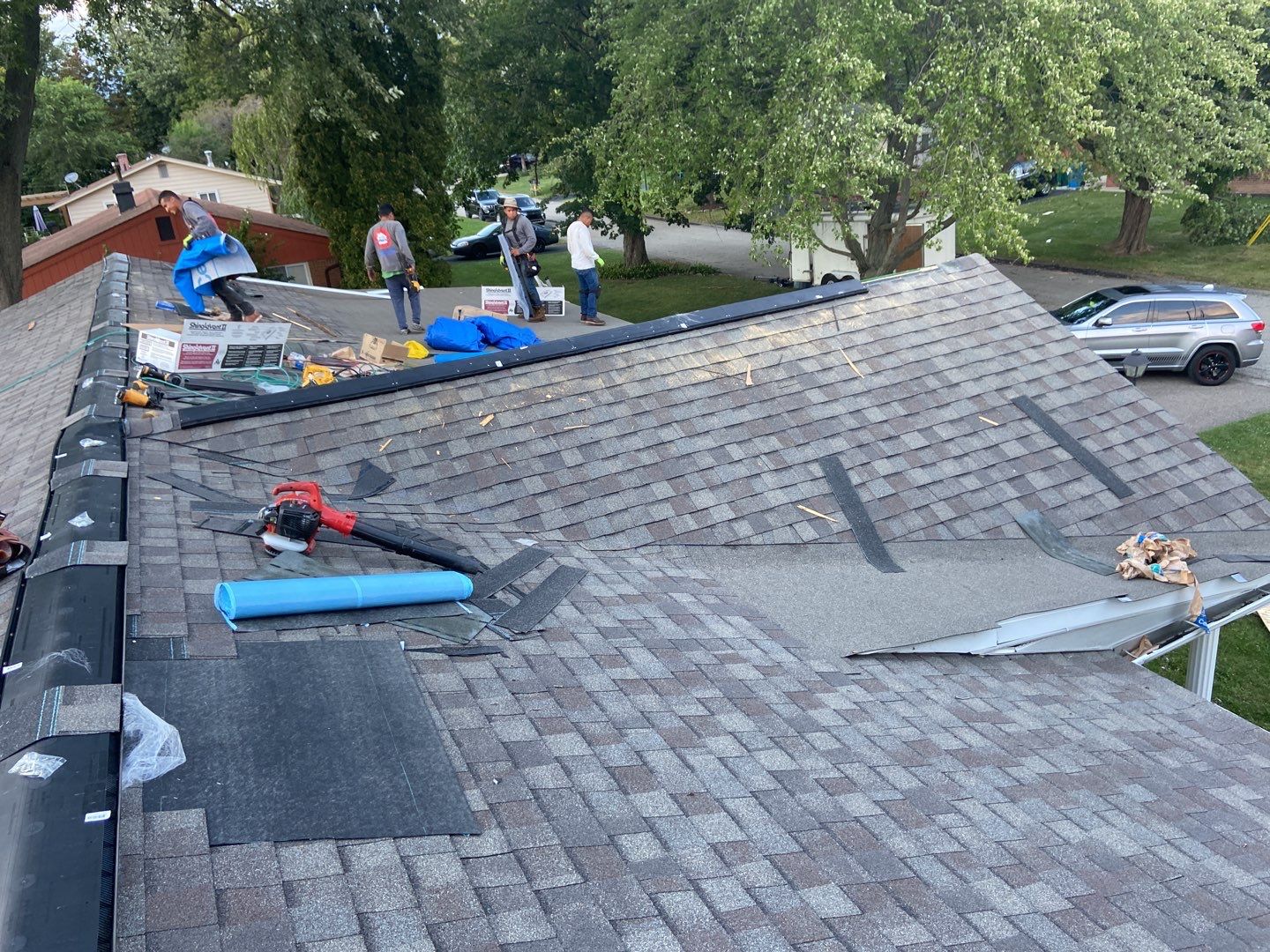 Roof Replacement using CertainTeed Landmark by 180 Contractors