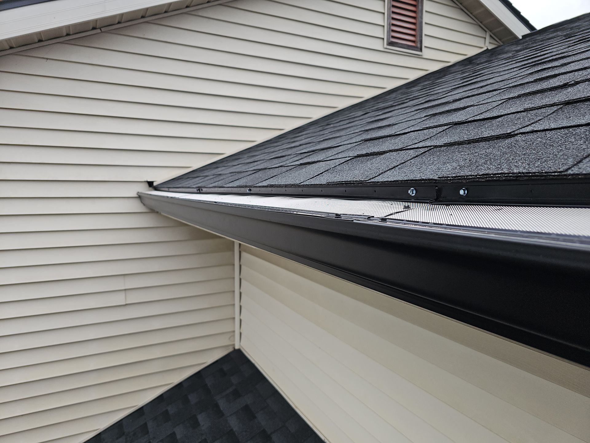 Residential Roofing Installation using GAF Timberline HDZ Charcoal by Nitro Roofing and Construction