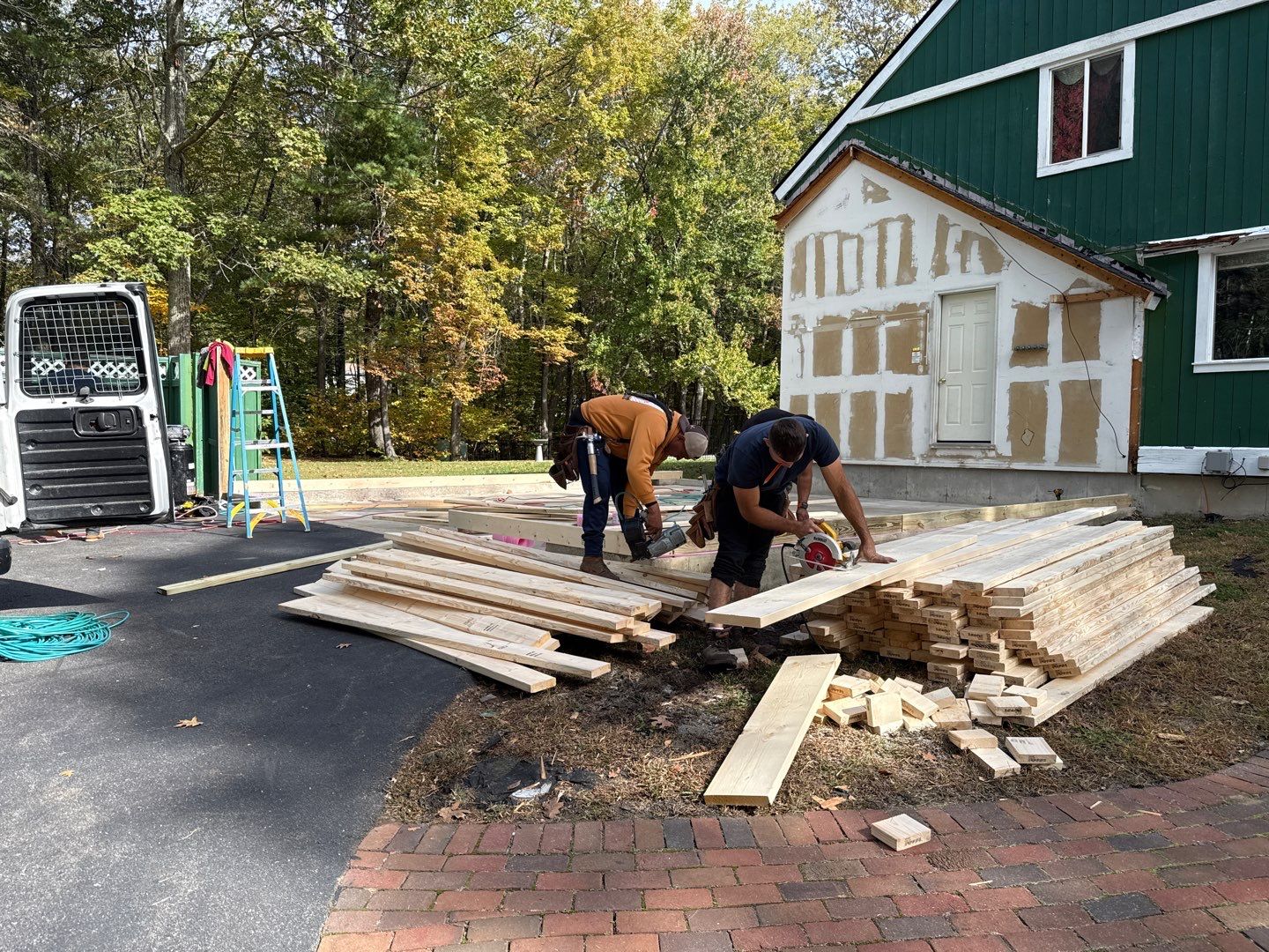 Custom ADU Construction with Vaulted In-Law Suite – LP SmartSide®, ZIP System® & Harvey® Windows by Sensible Home Solutions