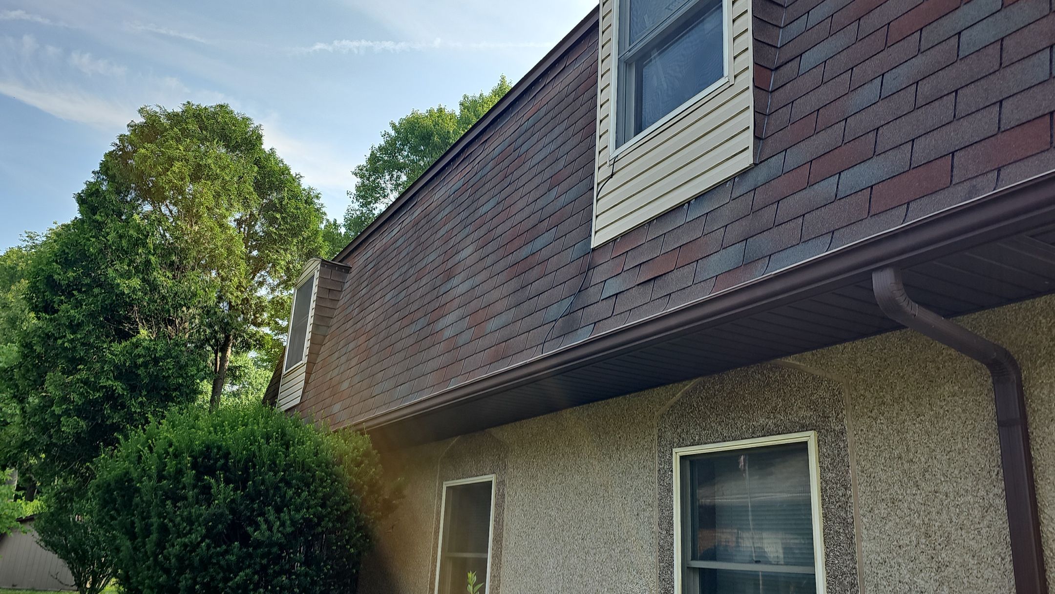 ATLAS PINNACLE COLOR: HEATHERBLEND by Eagle Eye Roofing