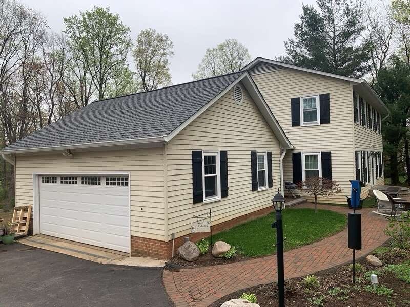 Sleek James Hardy Siding in Virgina by American Home Contractors