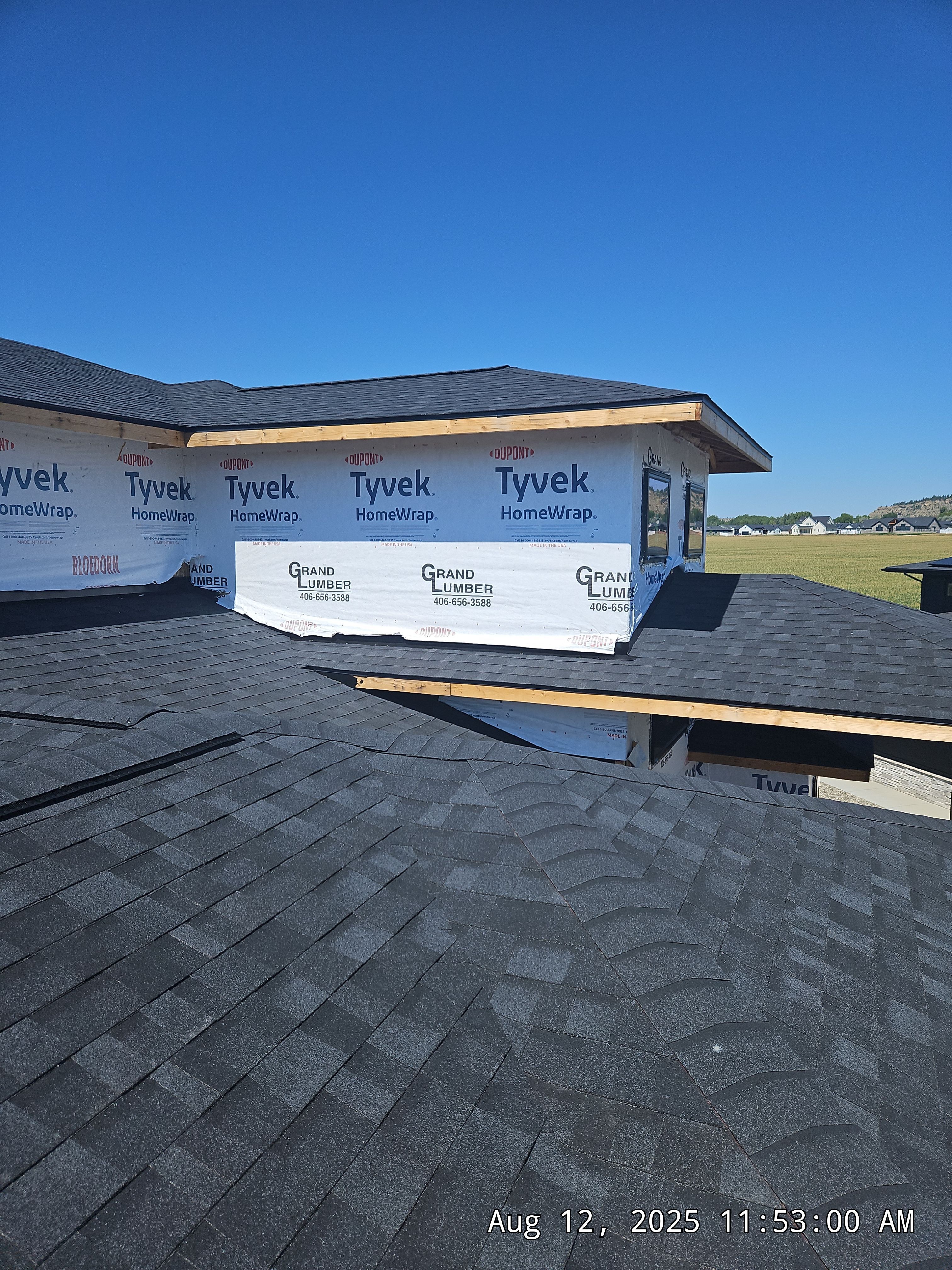 New Construction LP Smartside by Plankwalker Siding & Roofing