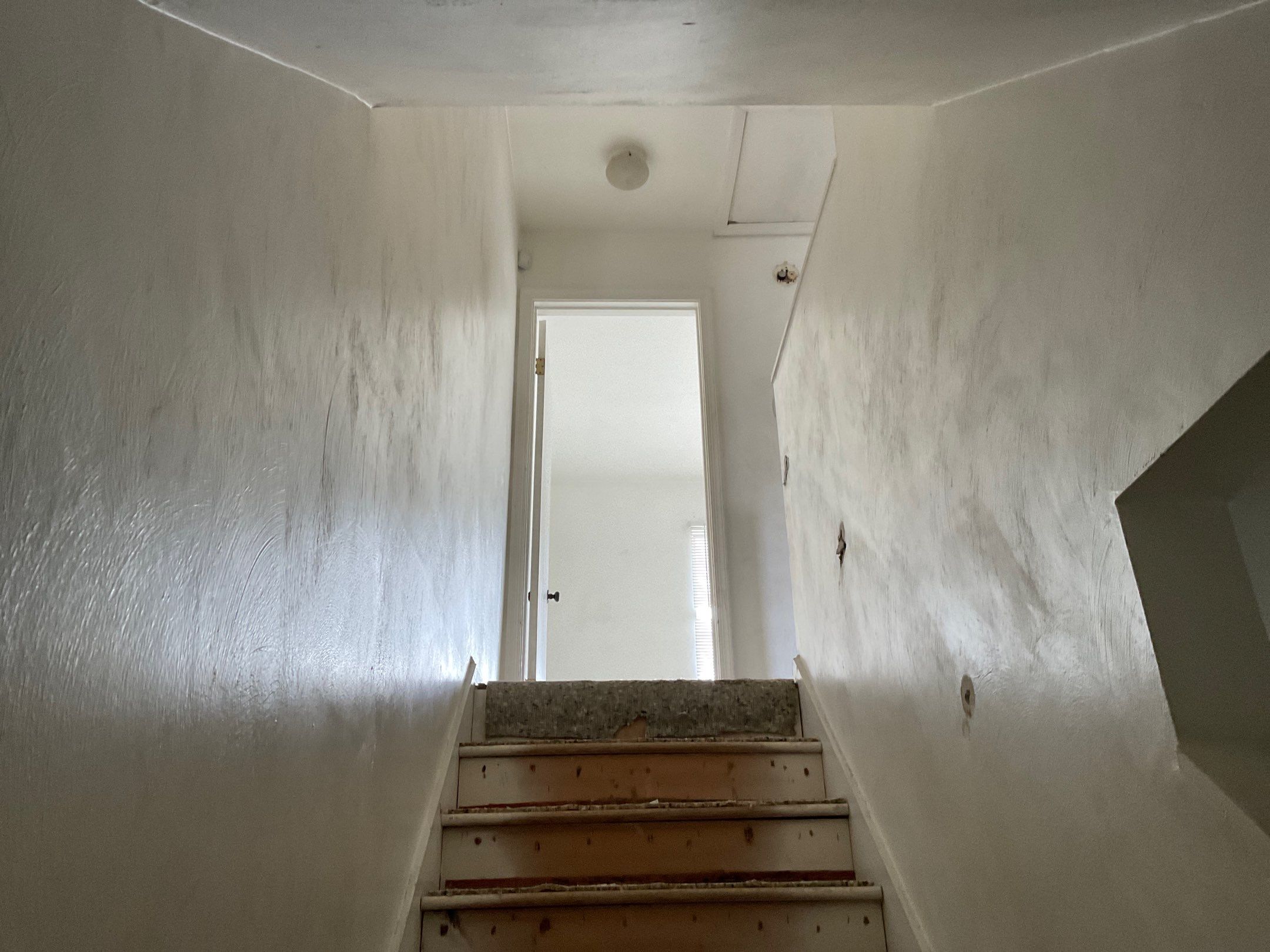 Residential - Portsmouth  by Rodriguez Drywall And Paint 