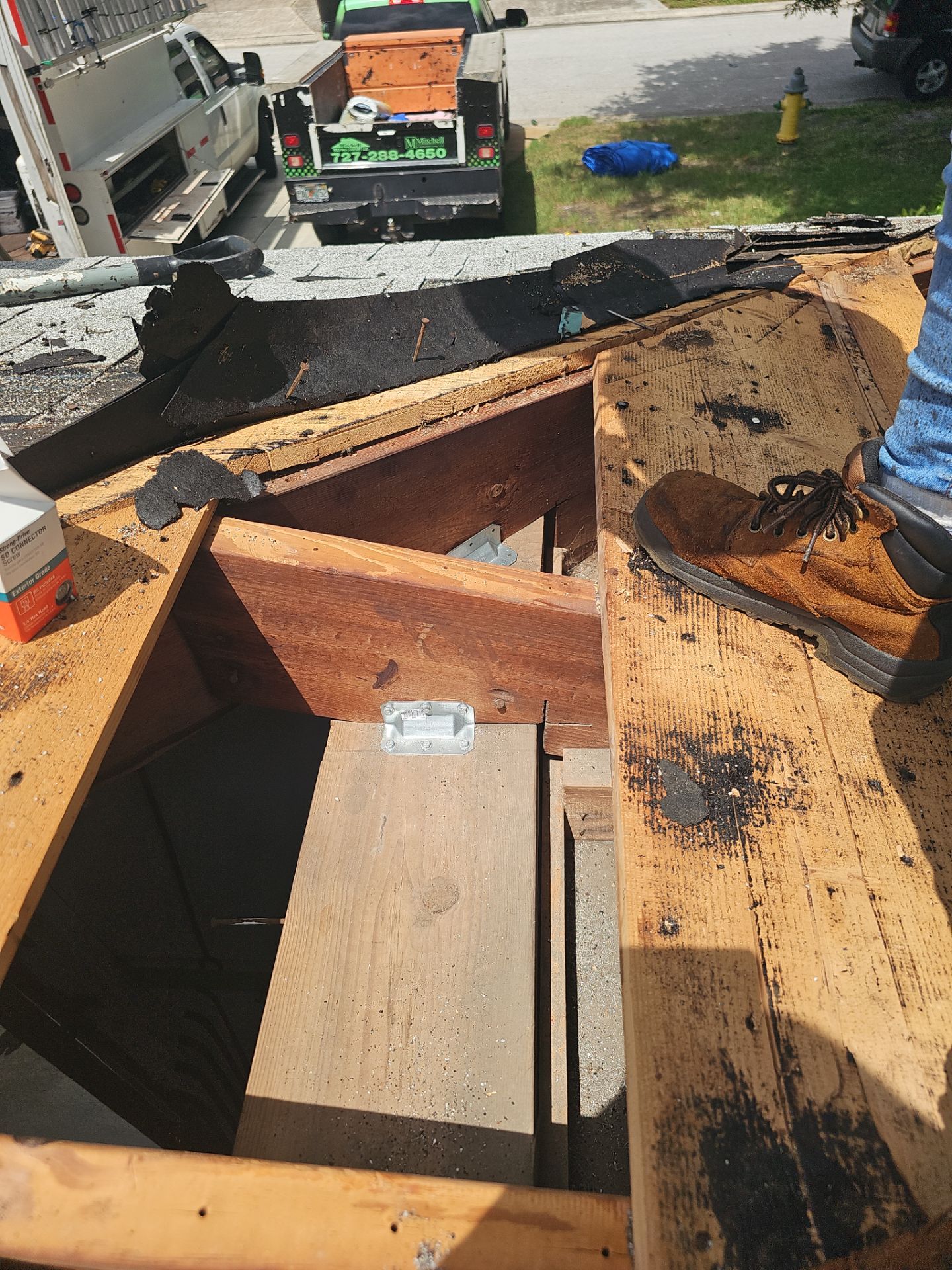 Project in St. Petersburg 33712  by Mitchell Roofing Company LLC 