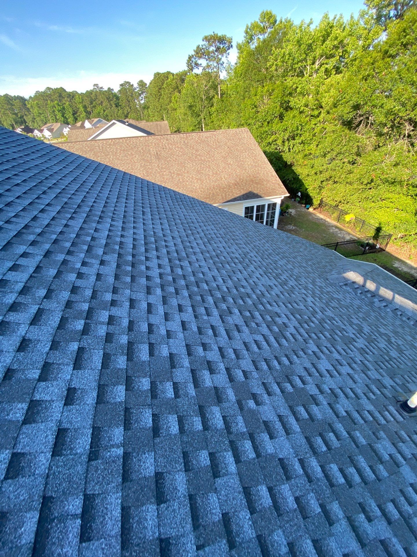 GAF HDZ- Pewter by Linta Roofing