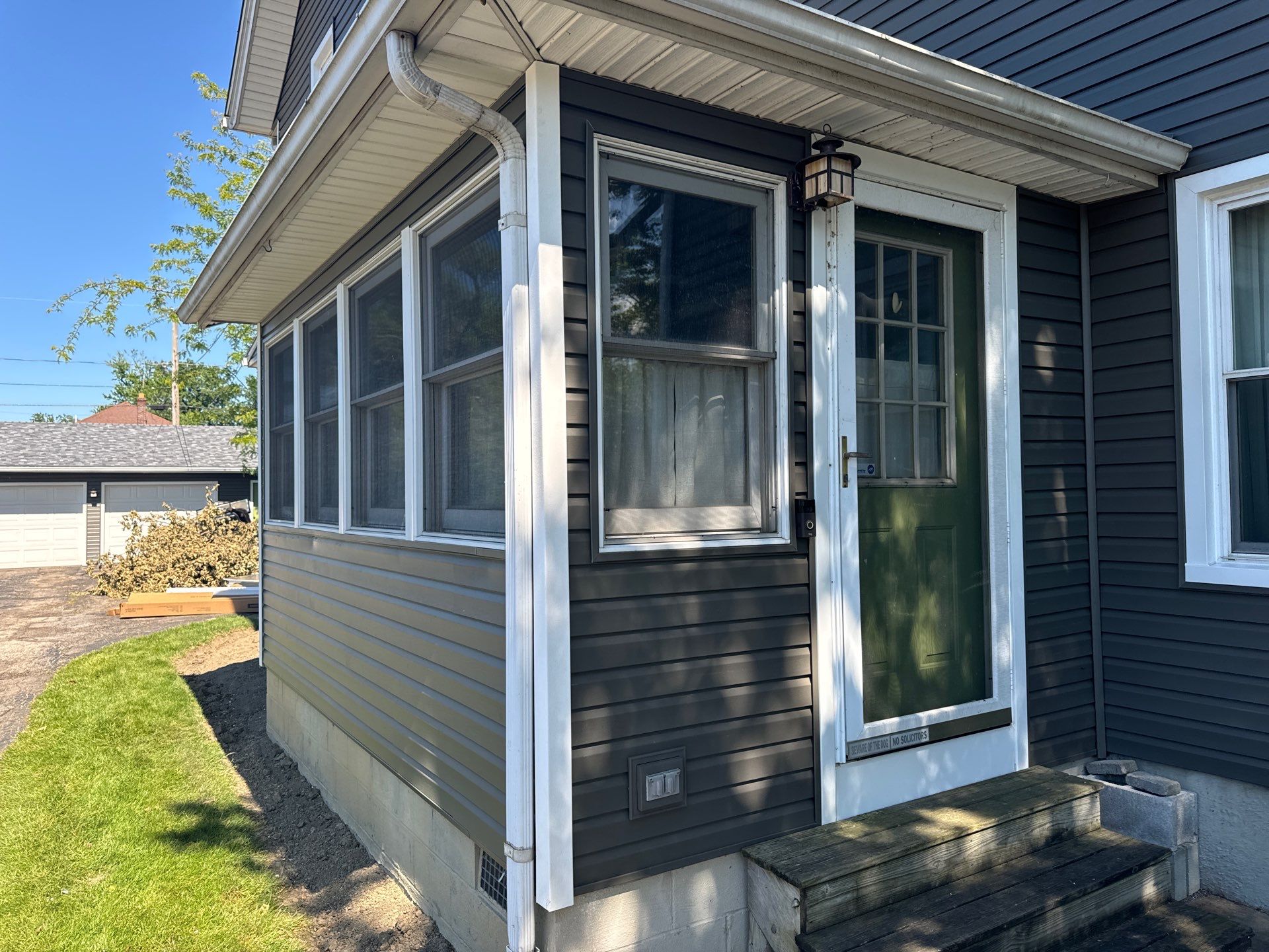 Roof and Siding Replacement by Homestyle in Lorain by Homestyle Home Improvements (HHI)