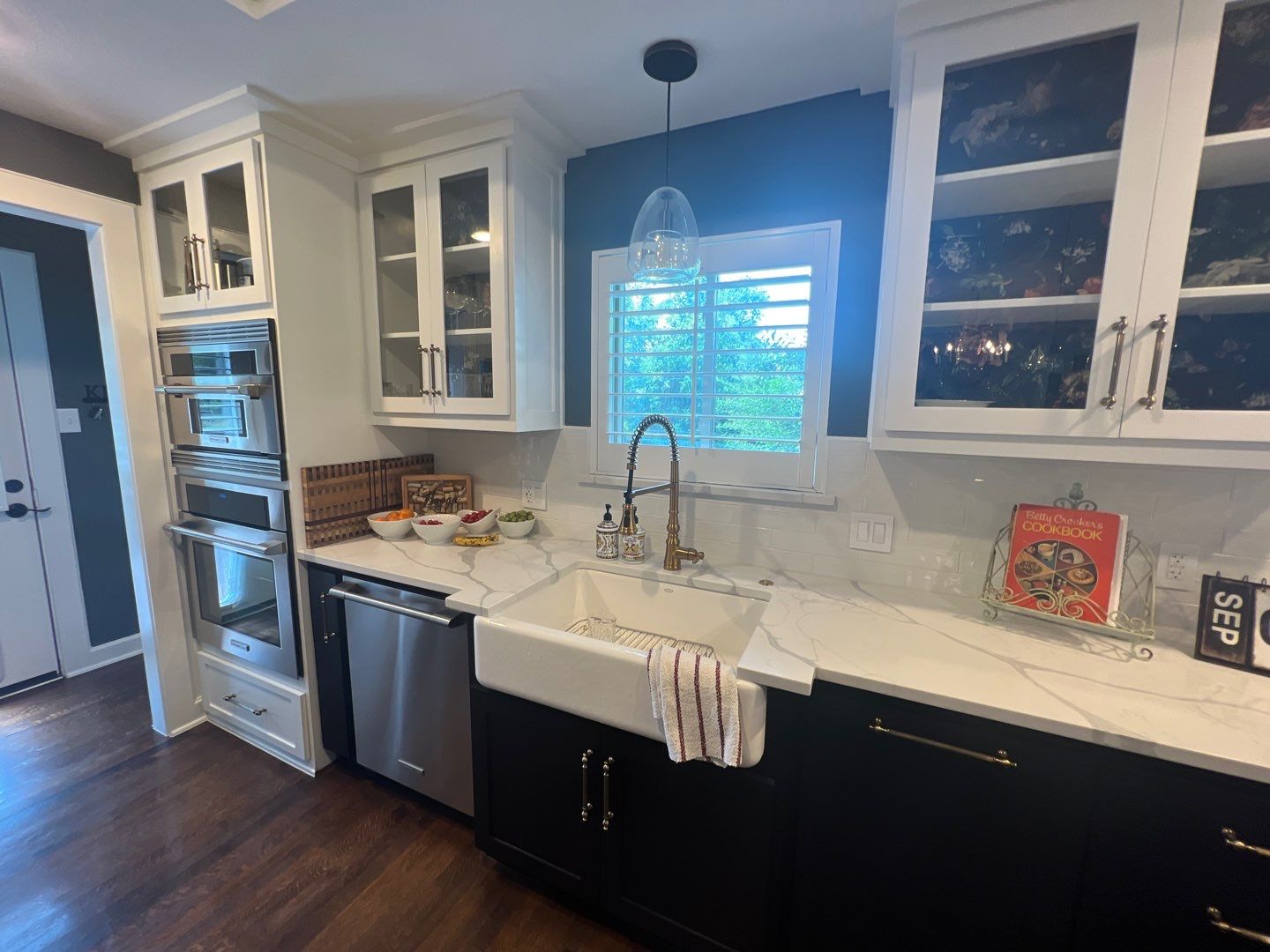 Kitchen Cabinet Painting by Nomad Painting