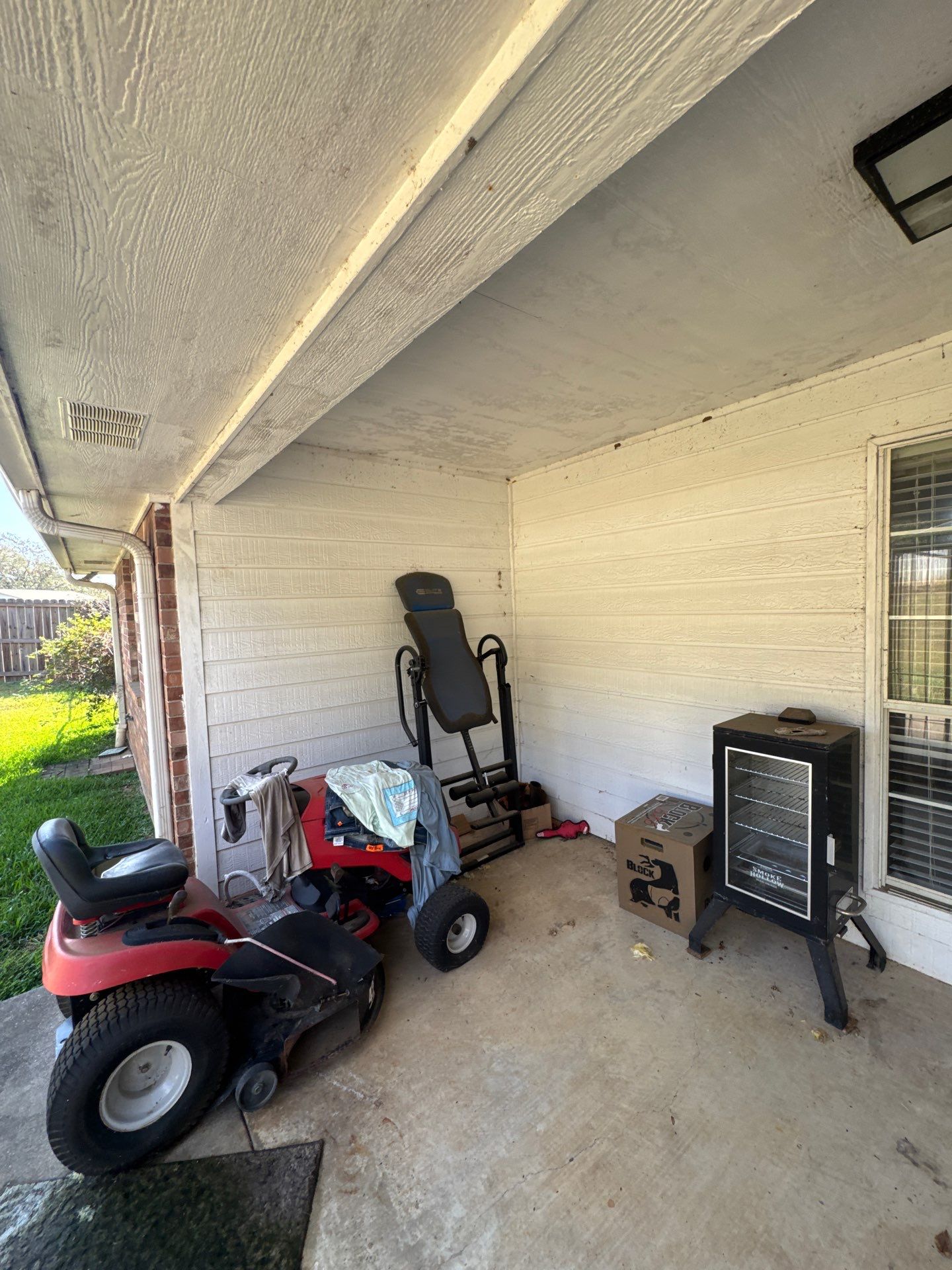 Refreshing the Exterior Paint in Whitehouse, TX by Quality Coats Painting