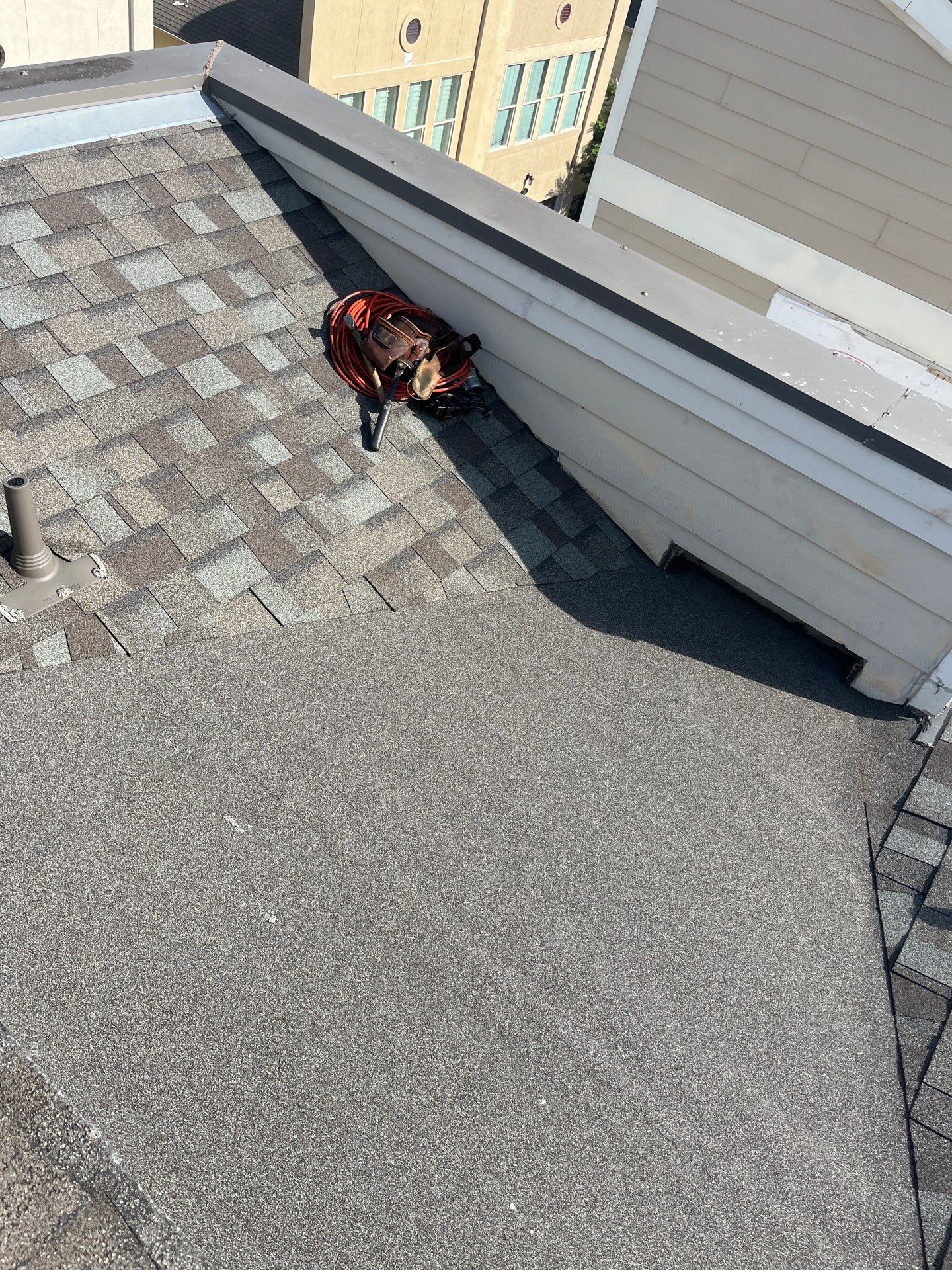 Residential Roofing Installation using Owen's Corning Duration (Lifetime) Shingles by Roof Repair Company