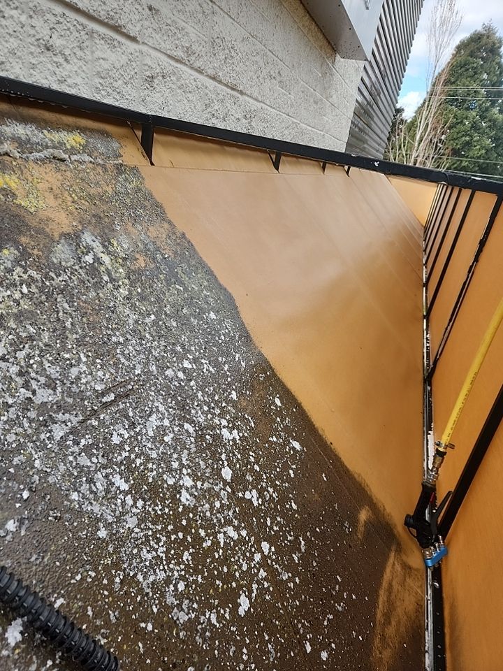 Soft Wash using Soft wash solution by Willamette Outdoor Wash LLC