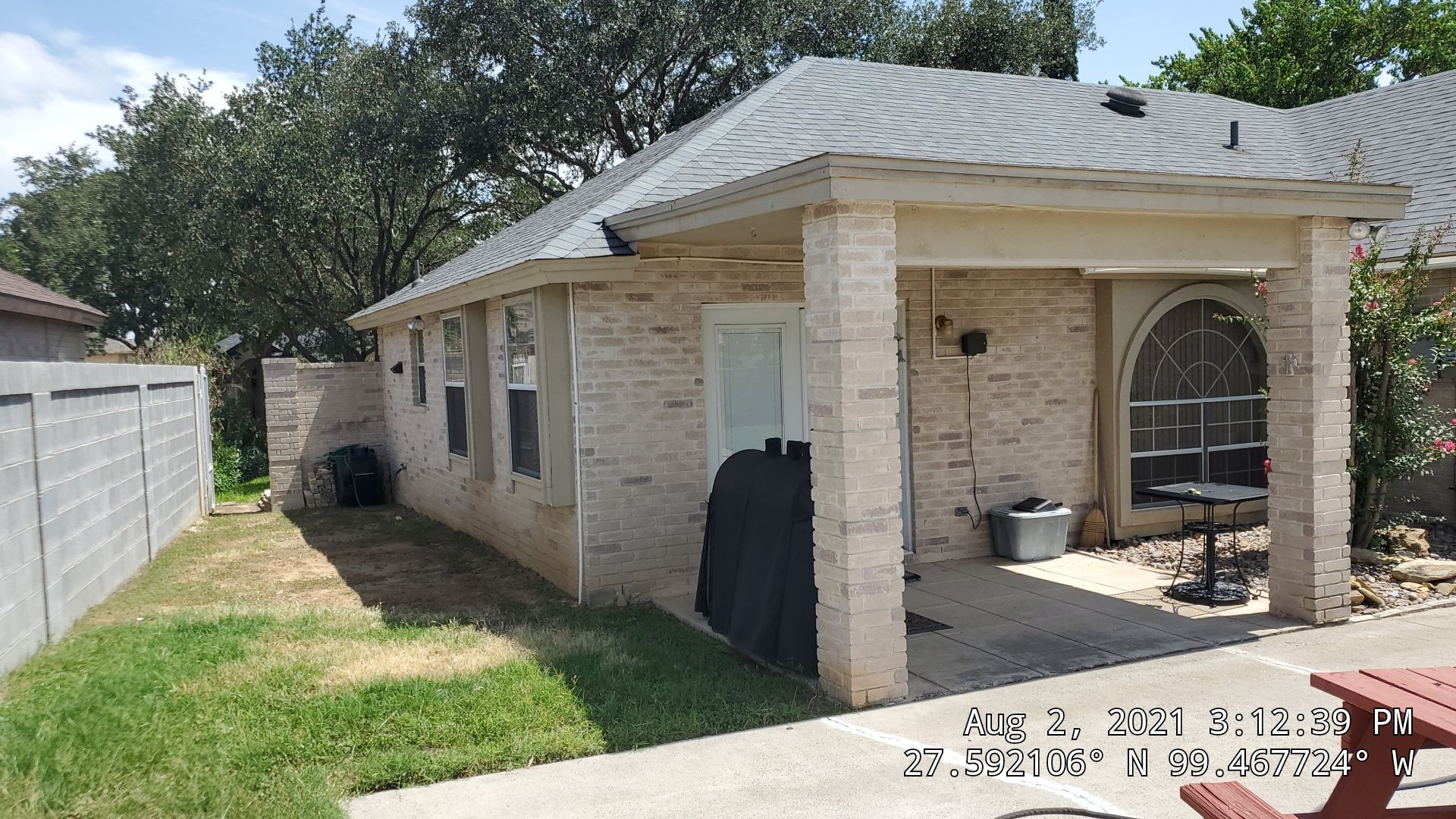 Residential Roofing Installation using Owens Corning - Oakridge by JM Flores Roofing & Construction, Inc