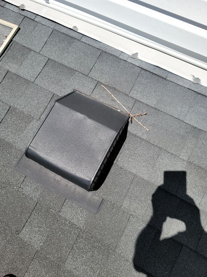 ATLAS PINNACLE COLOR: SUMMER STORM DRIP EDGE: WHITE by Eagle Eye Roofing