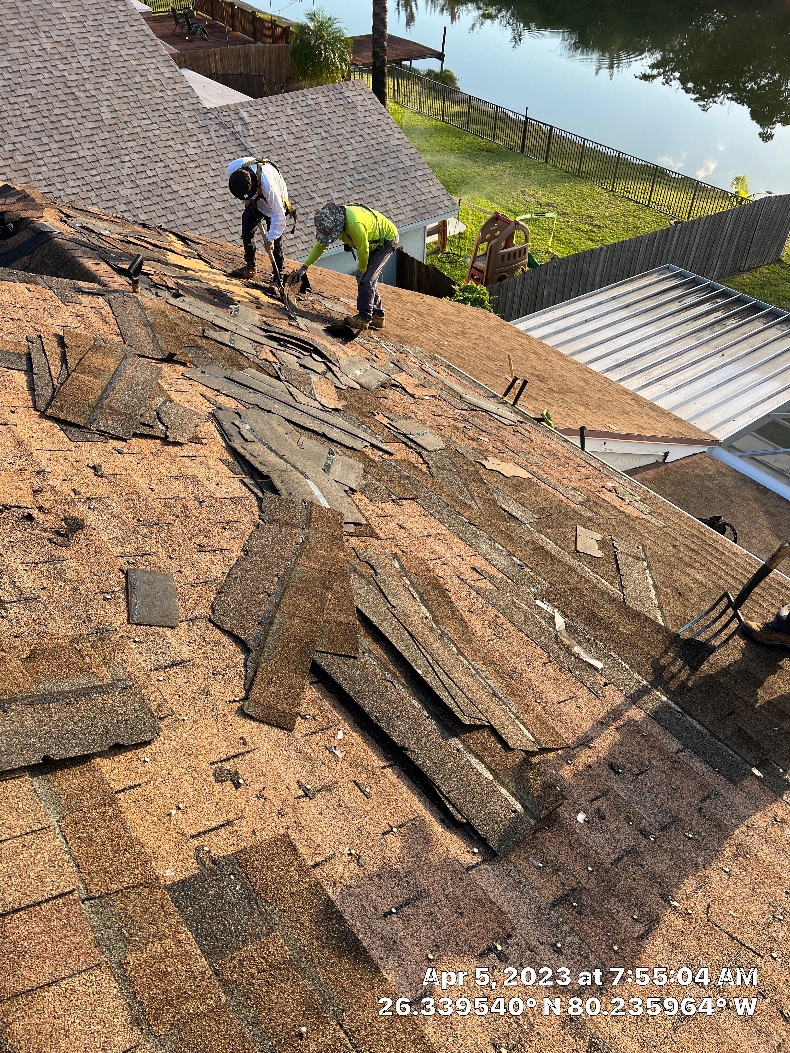 Shingle Roof Replacement in Boca Raton – Hassle-Free, Fast, and Professional Service by Aastro Roofing