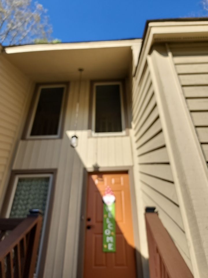 Exterior renovation using James Hardie Siding and Simonton Windows by Indigo State Roofing